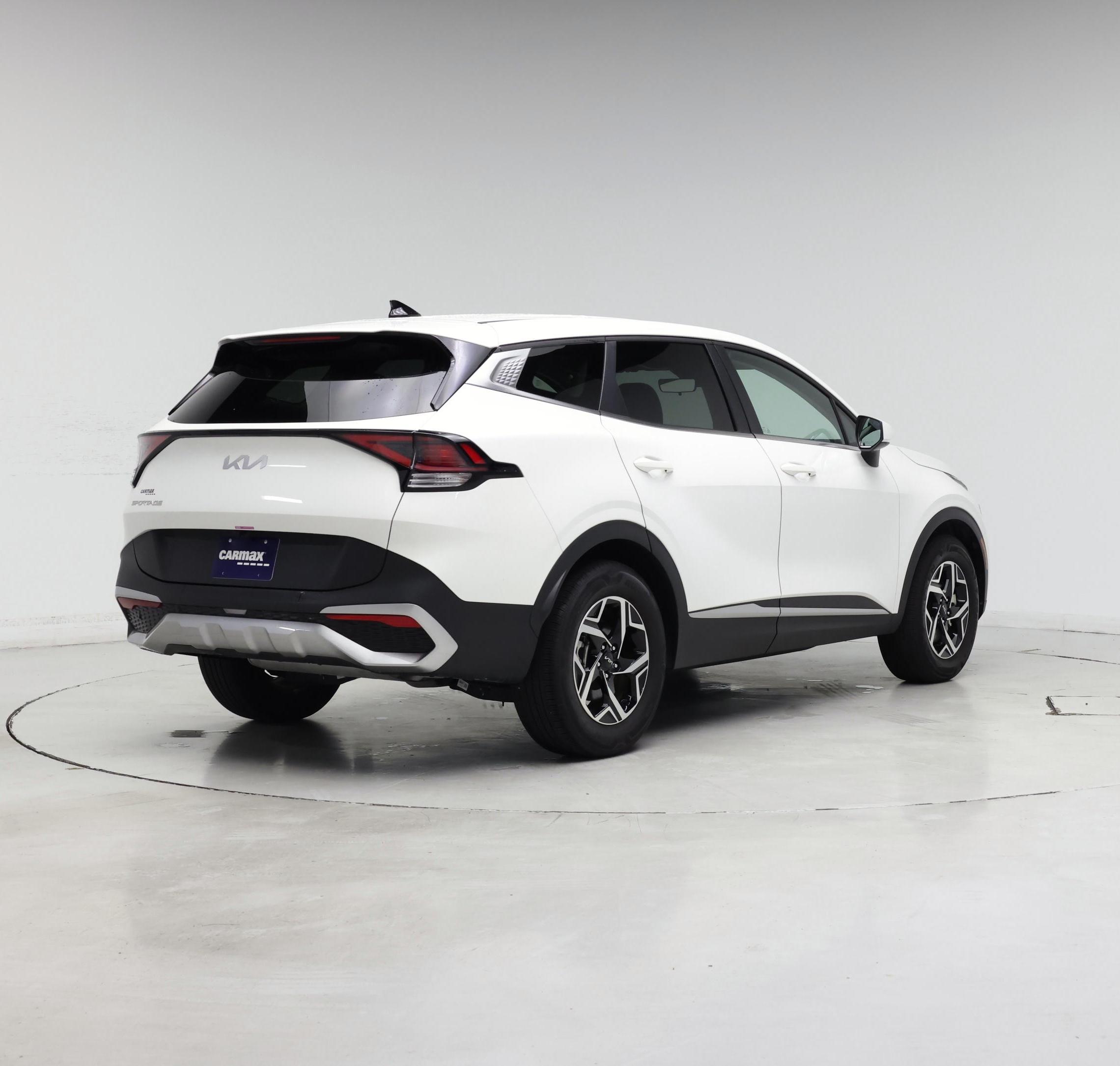 Thumbnail: 2025 Kia Sportage - 8