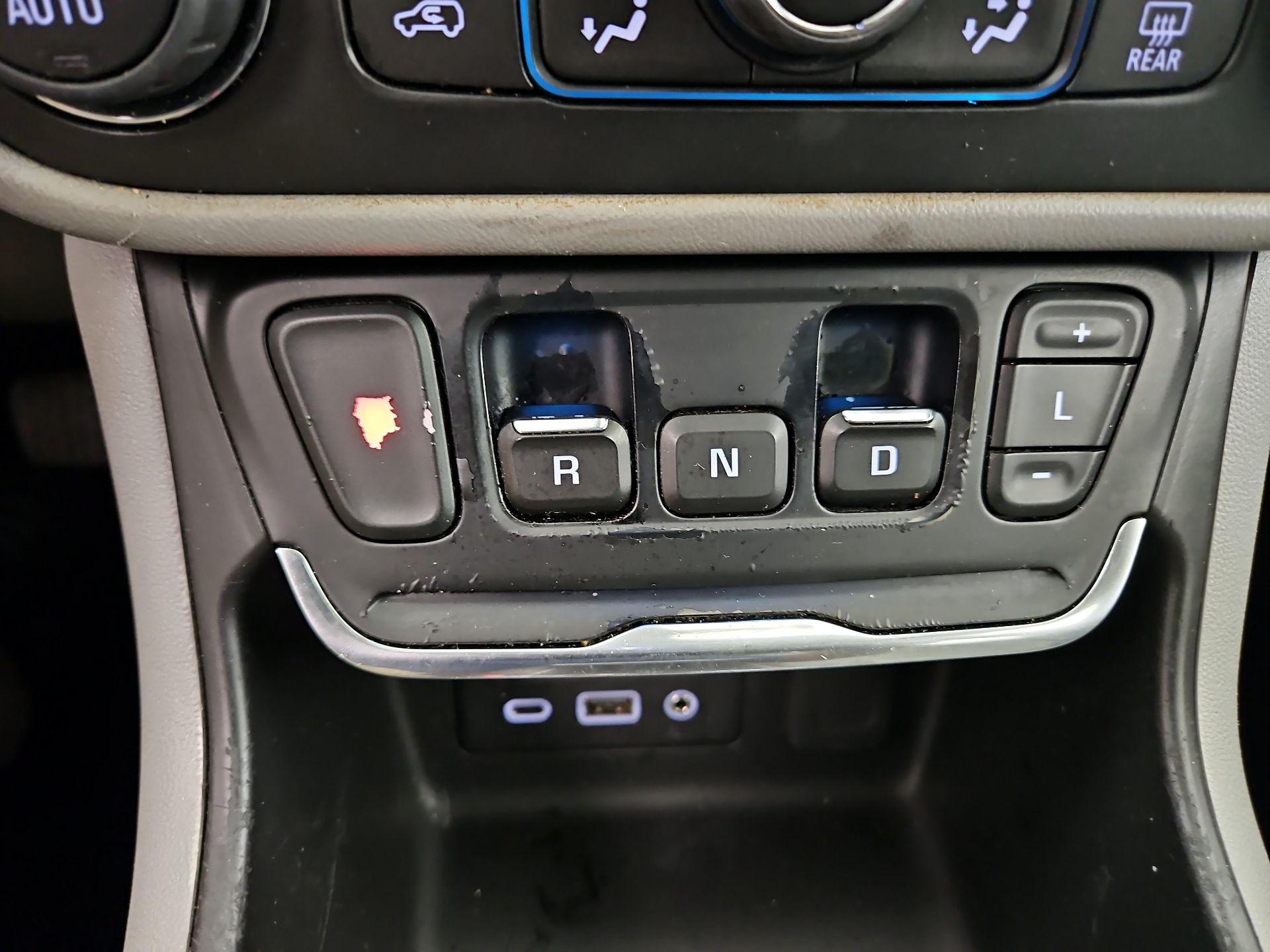 Thumbnail: 2019 GMC Terrain - 17