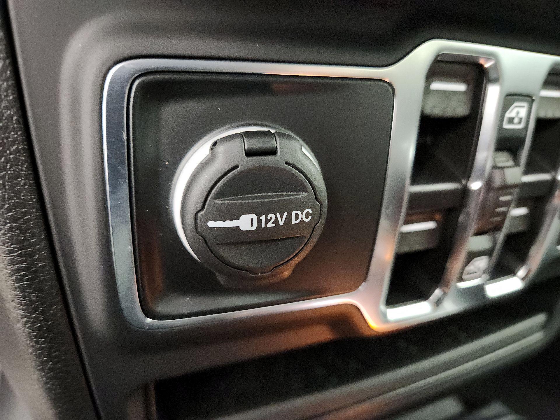 Thumbnail: 2025 Jeep Gladiator - 18