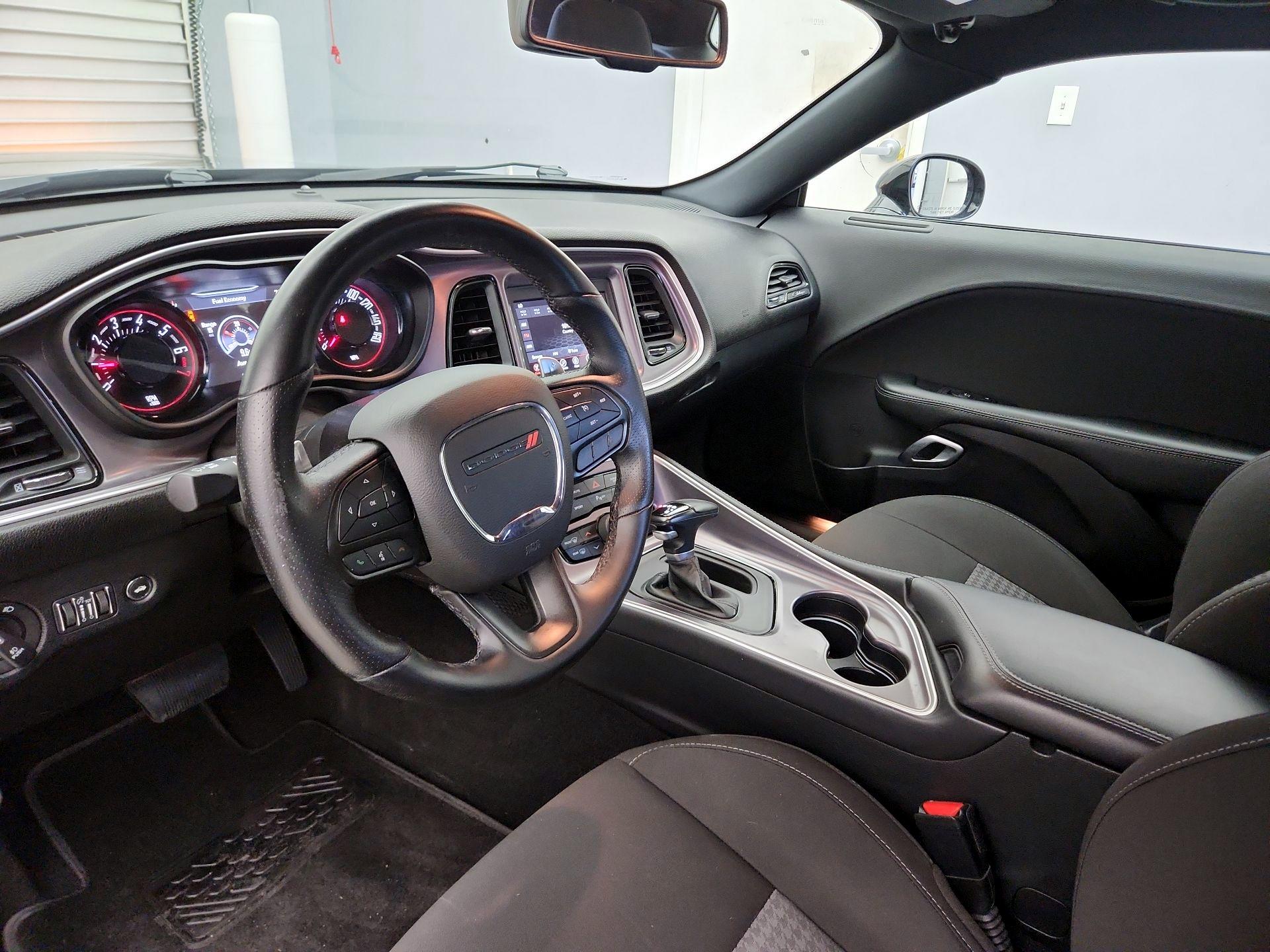 Thumbnail: 2020 Dodge Challenger - 9