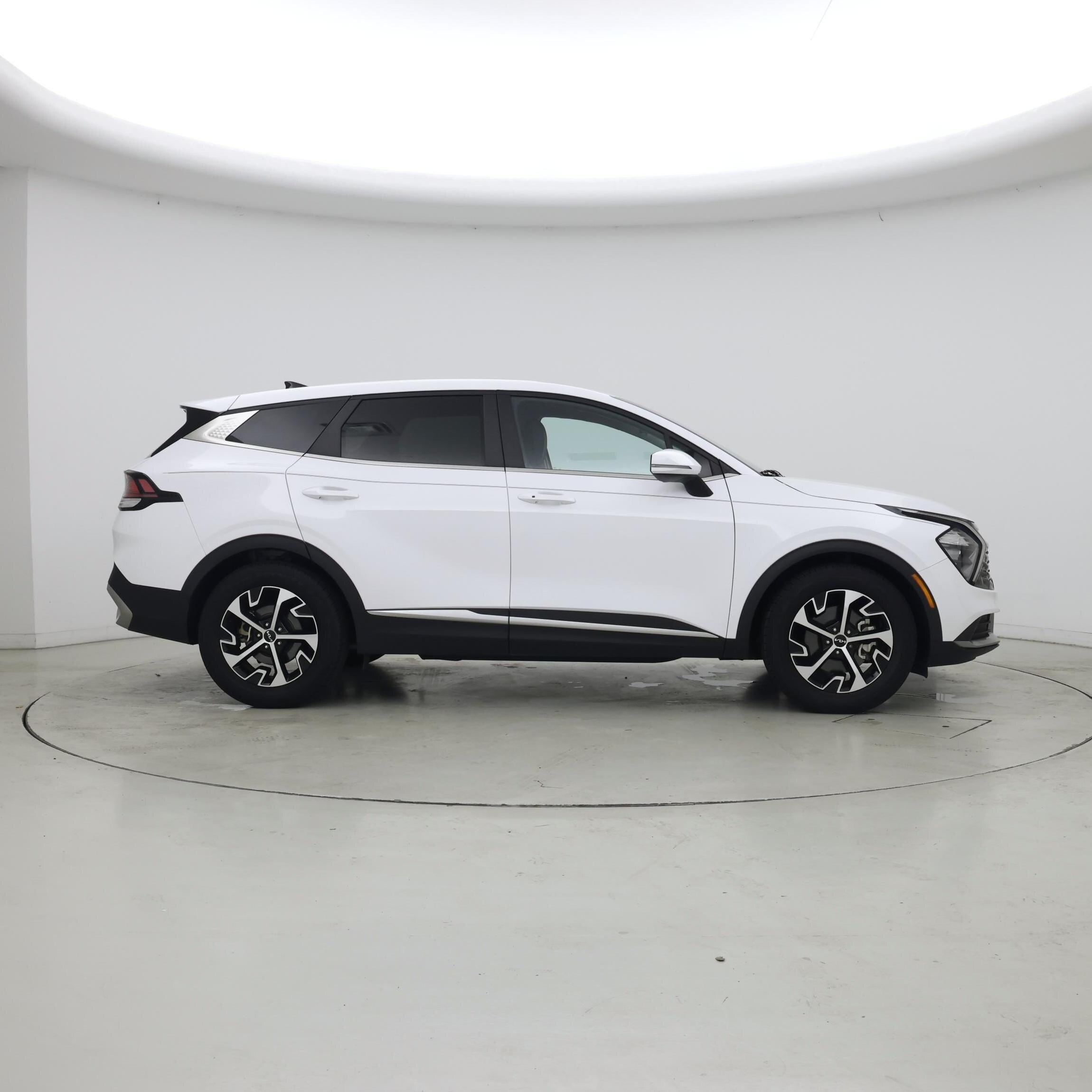 Thumbnail: 2023 Kia Sportage - 7