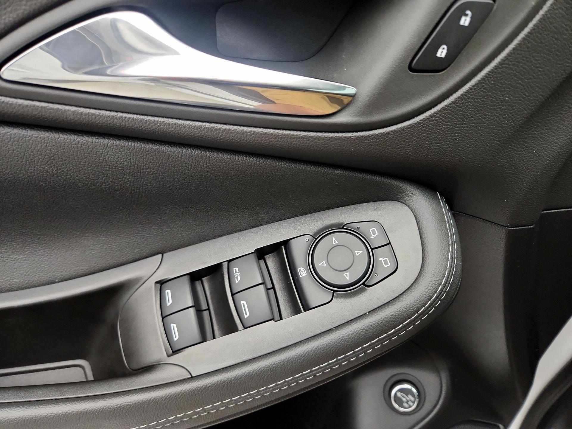 Thumbnail: 2023 Buick Encore GX - 12