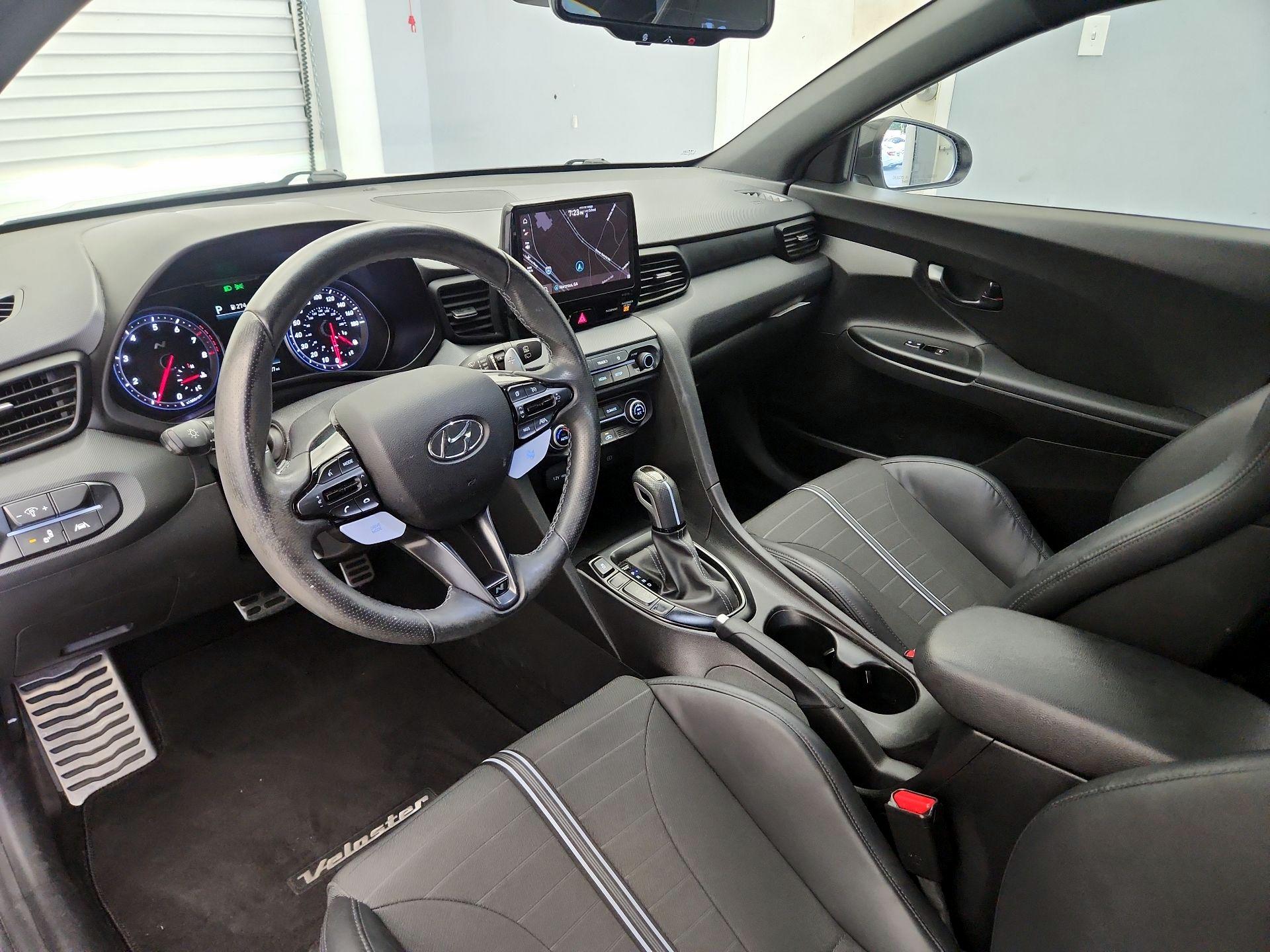 Thumbnail: 2022 Hyundai Veloster - 9