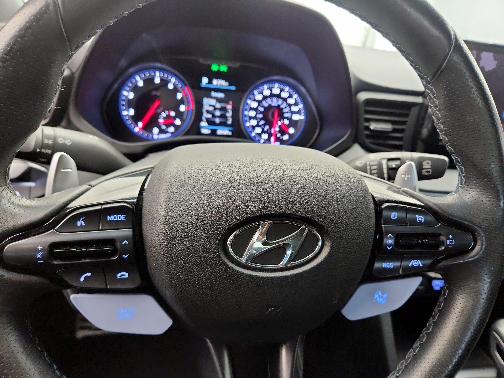 Thumbnail: 2022 Hyundai Veloster - 10