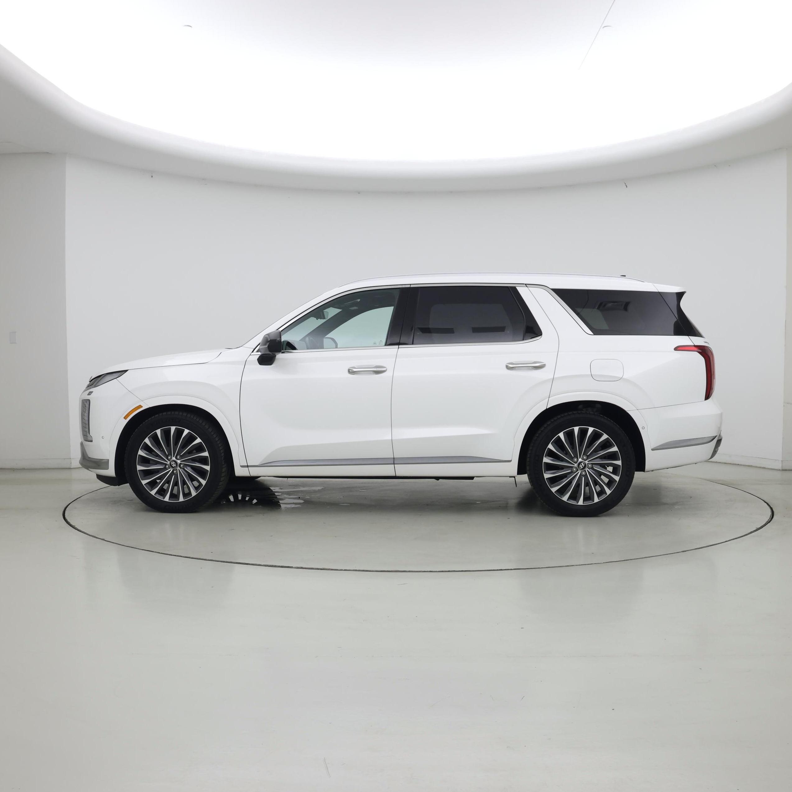 Thumbnail: 2023 Hyundai Palisade - 3