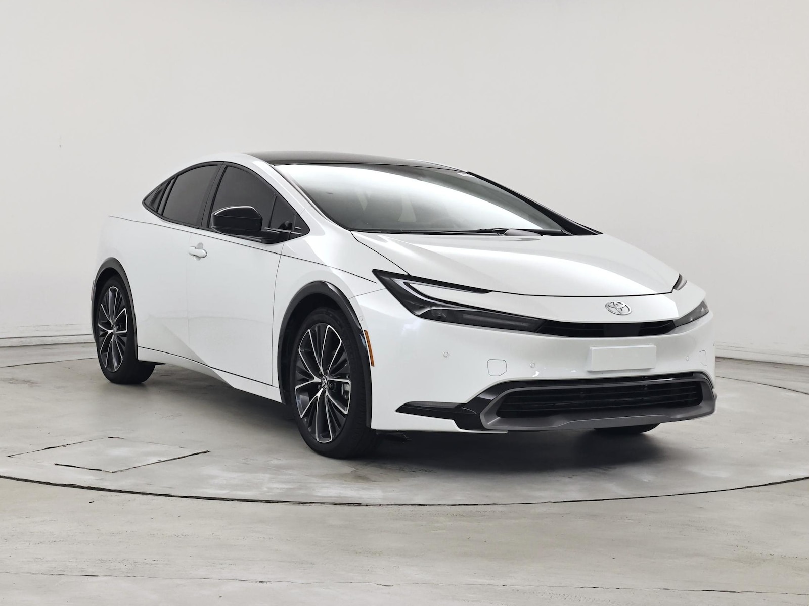 2024 Toyota Prius Limited - Photo 2