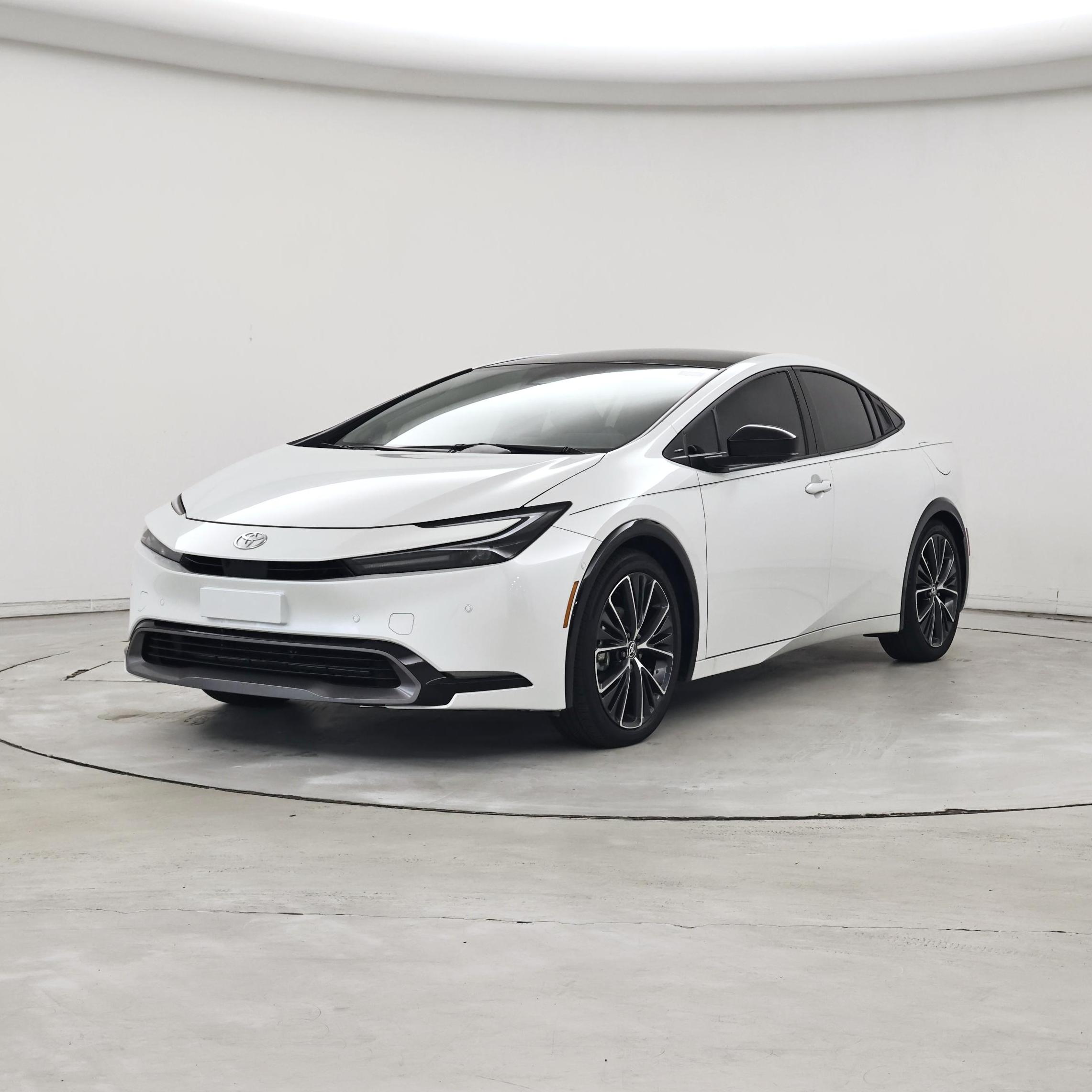Thumbnail: 2024 Toyota Prius - 4