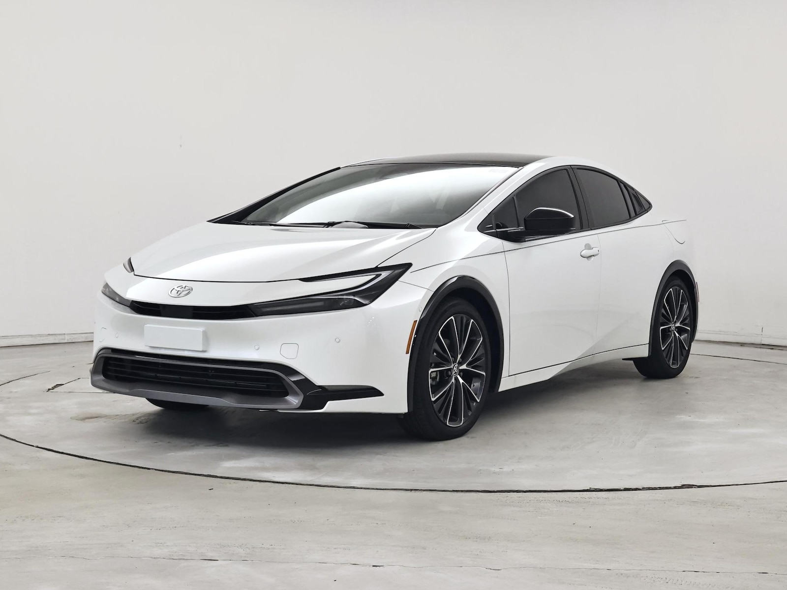 2024 Toyota Prius Limited - Photo 5