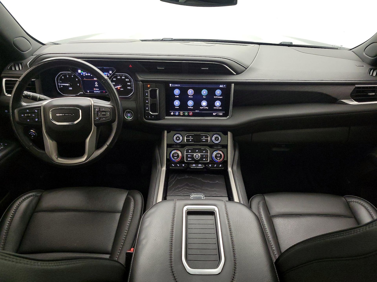 2021 GMC Yukon Denali - Photo 10
