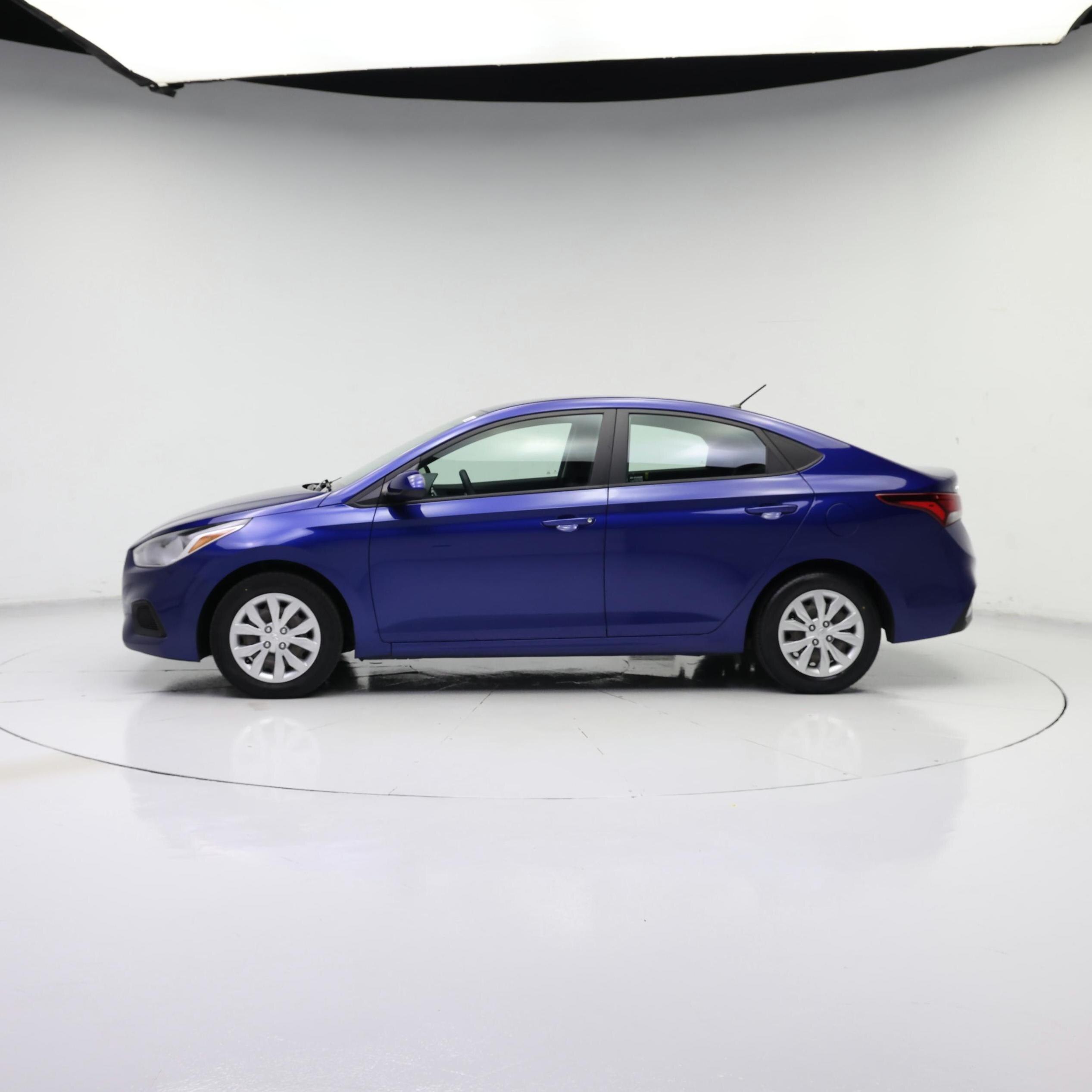 Thumbnail: 2022 Hyundai Accent - 3