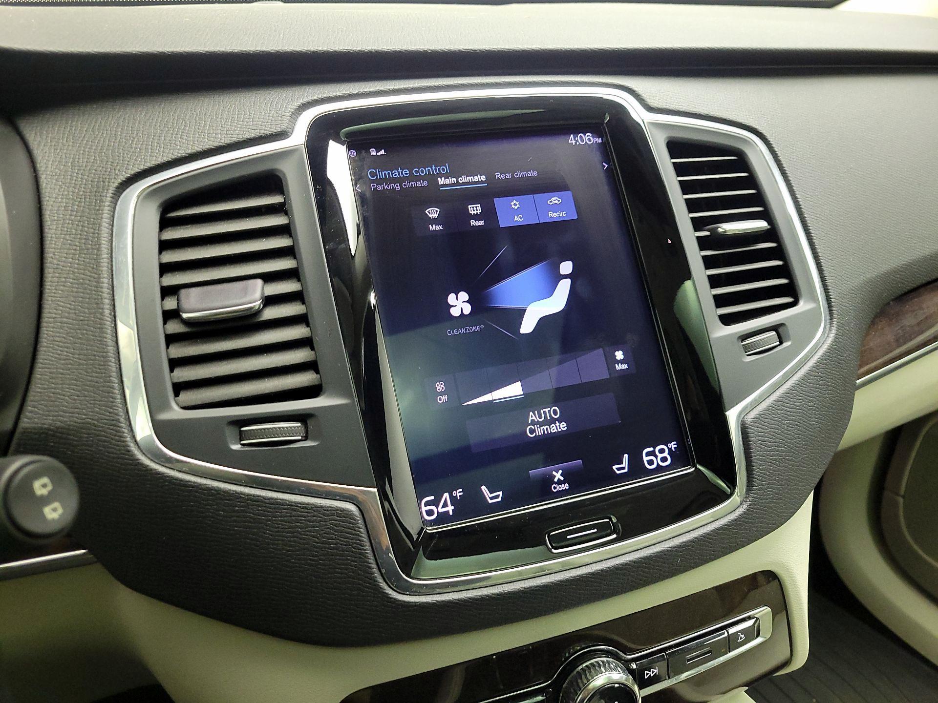 Thumbnail: 2019 Volvo XC90 - 17