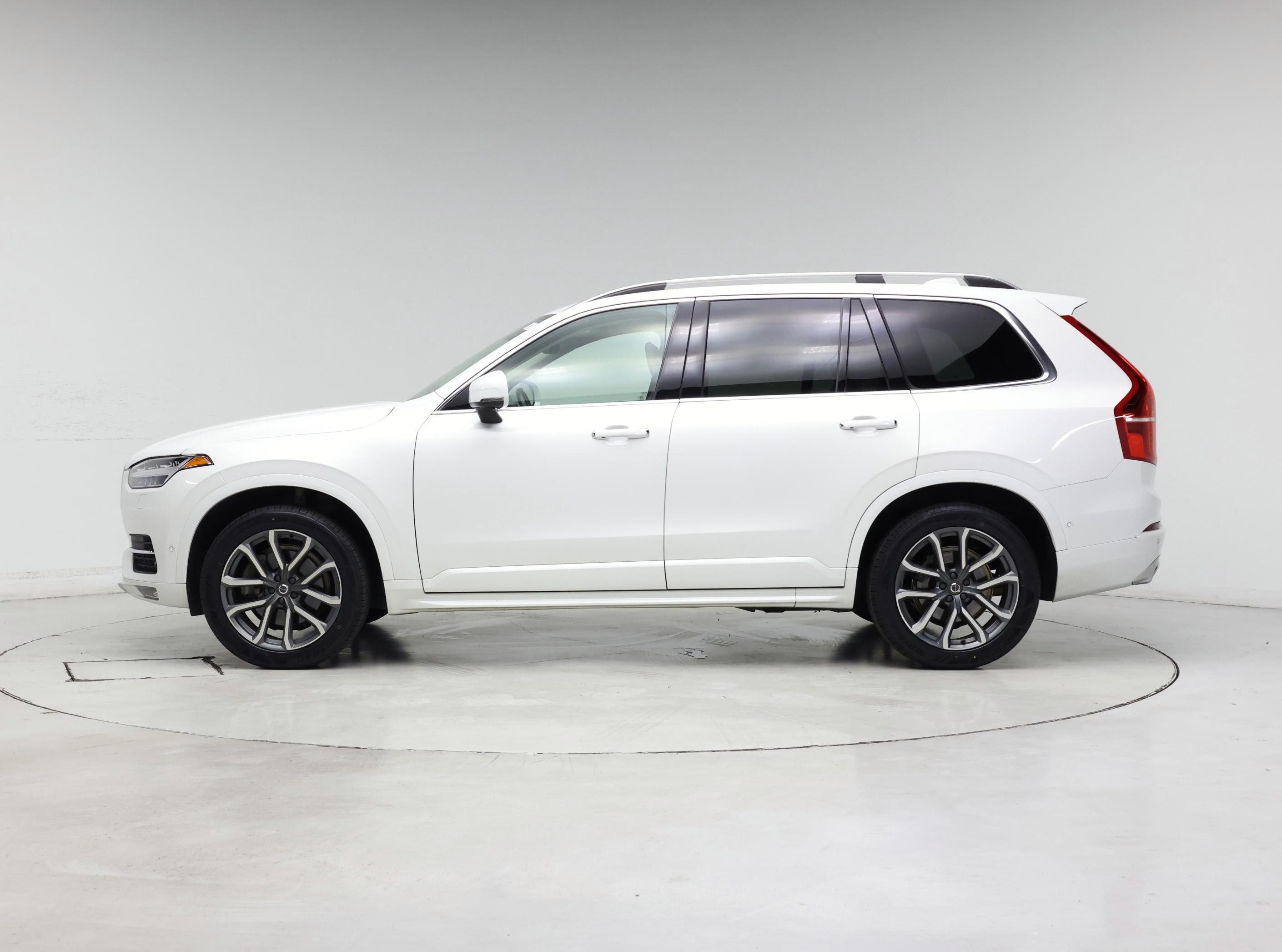 Thumbnail: 2019 Volvo XC90 - 3