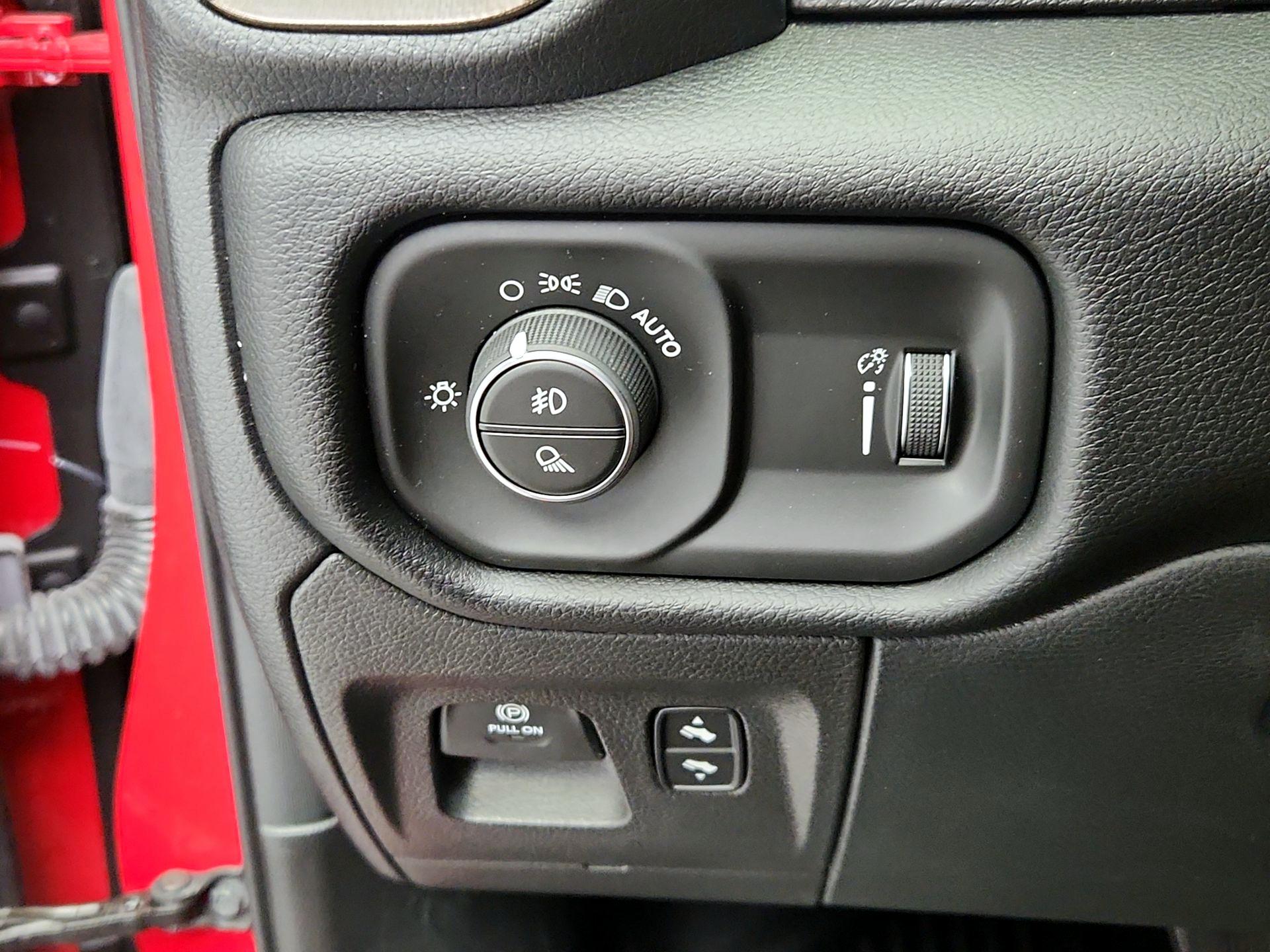 Thumbnail: 2022 RAM 1500 - 13