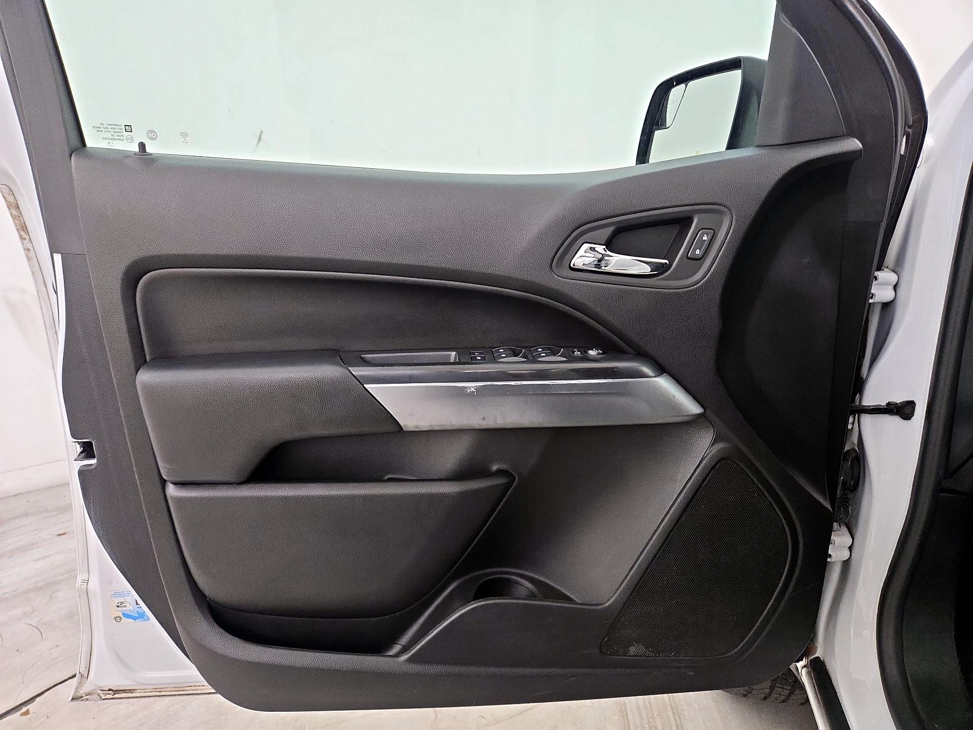 Thumbnail: 2018 Chevrolet Colorado - 12