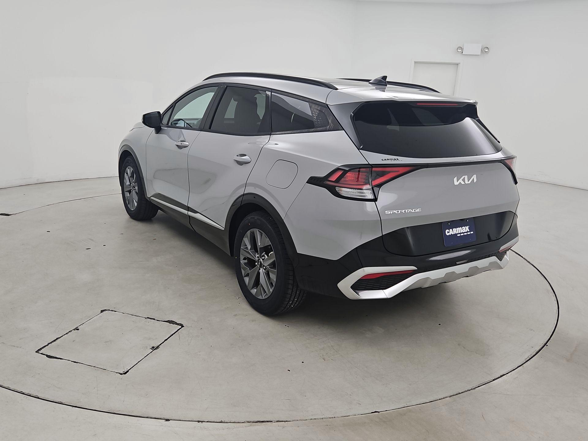 Thumbnail: 2023 Kia Sportage - 7