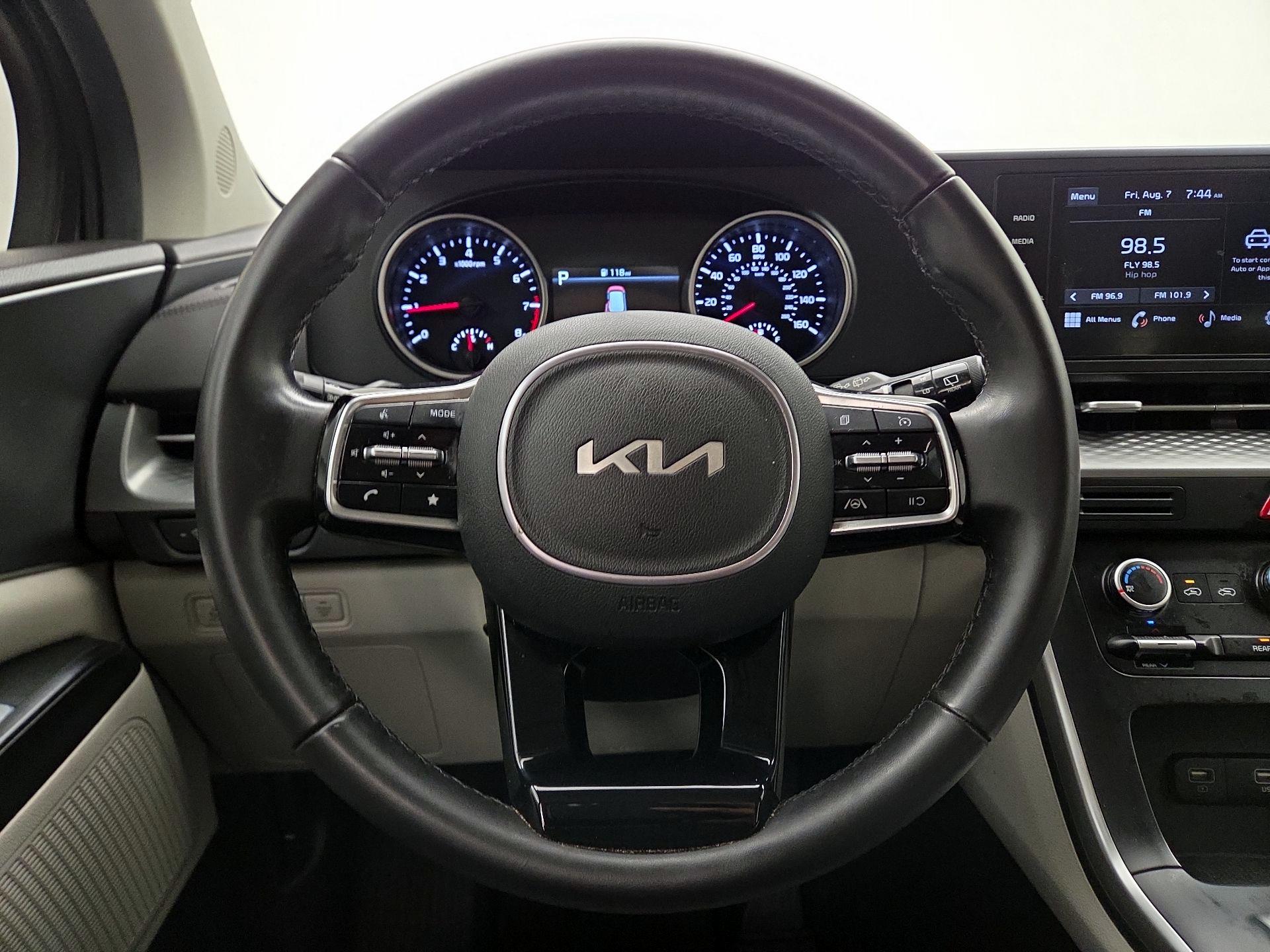 Thumbnail: 2024 Kia Carnival - 10