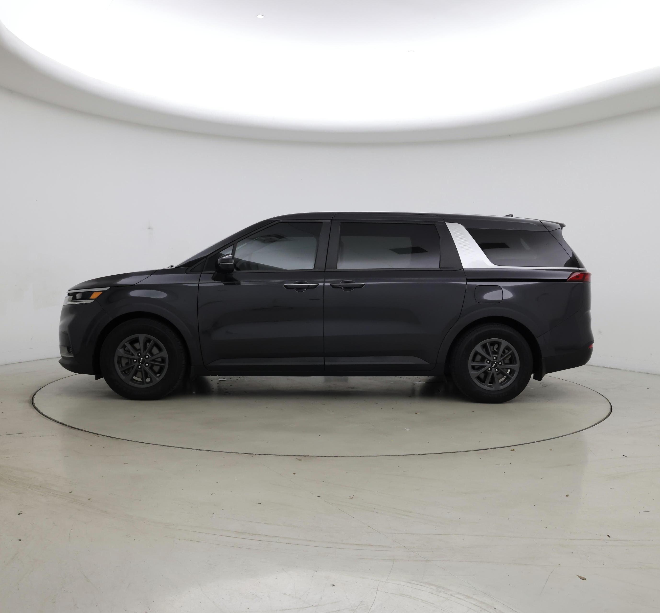 Thumbnail: 2024 Kia Carnival - 3