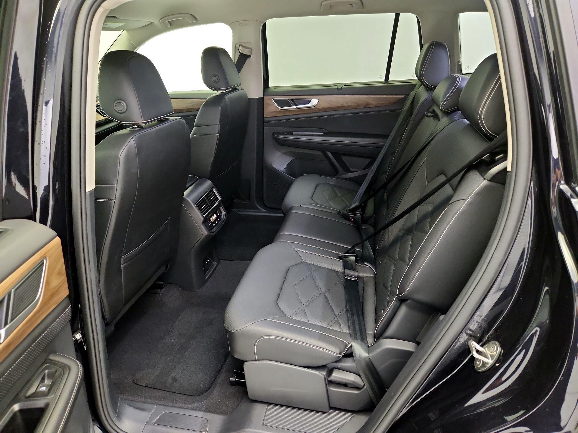 Thumbnail: 2026 Volkswagen Atlas - 19