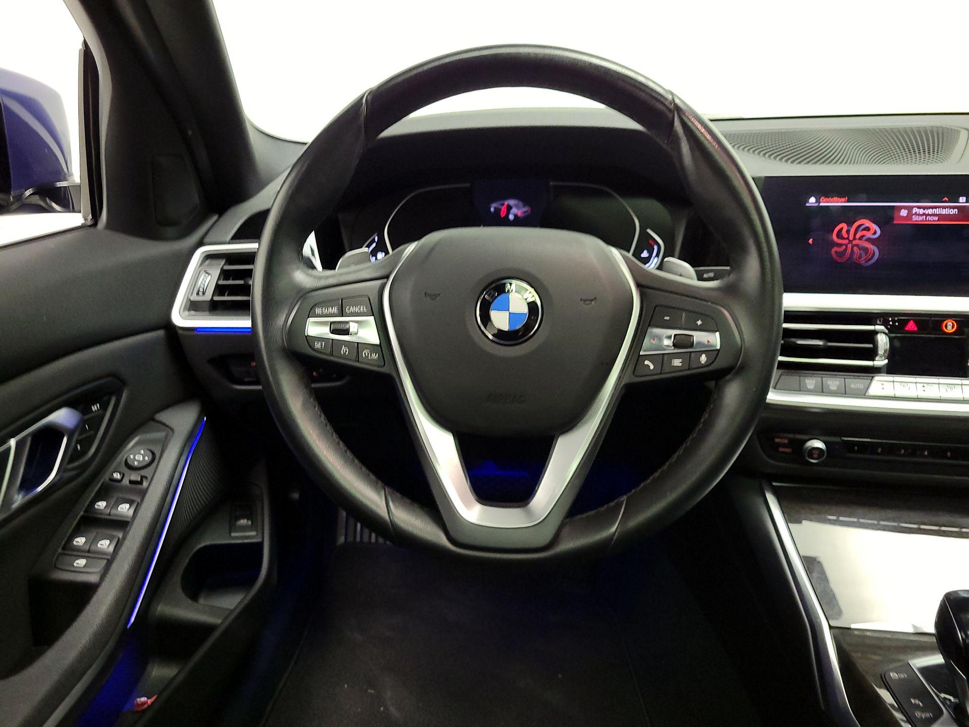 Thumbnail: 2021 BMW 3 Series - 10