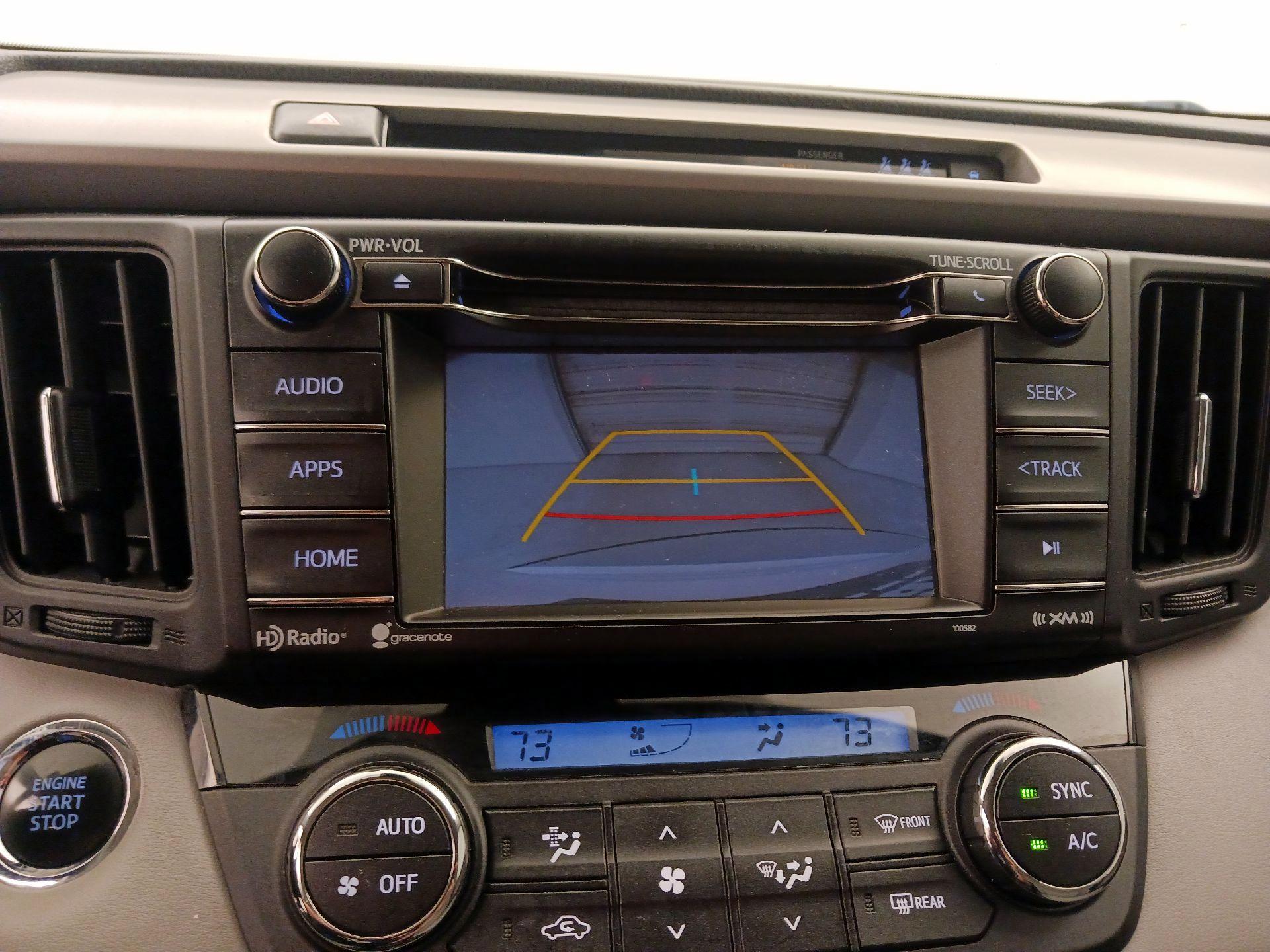 Thumbnail: 2018 Toyota RAV4 - 14