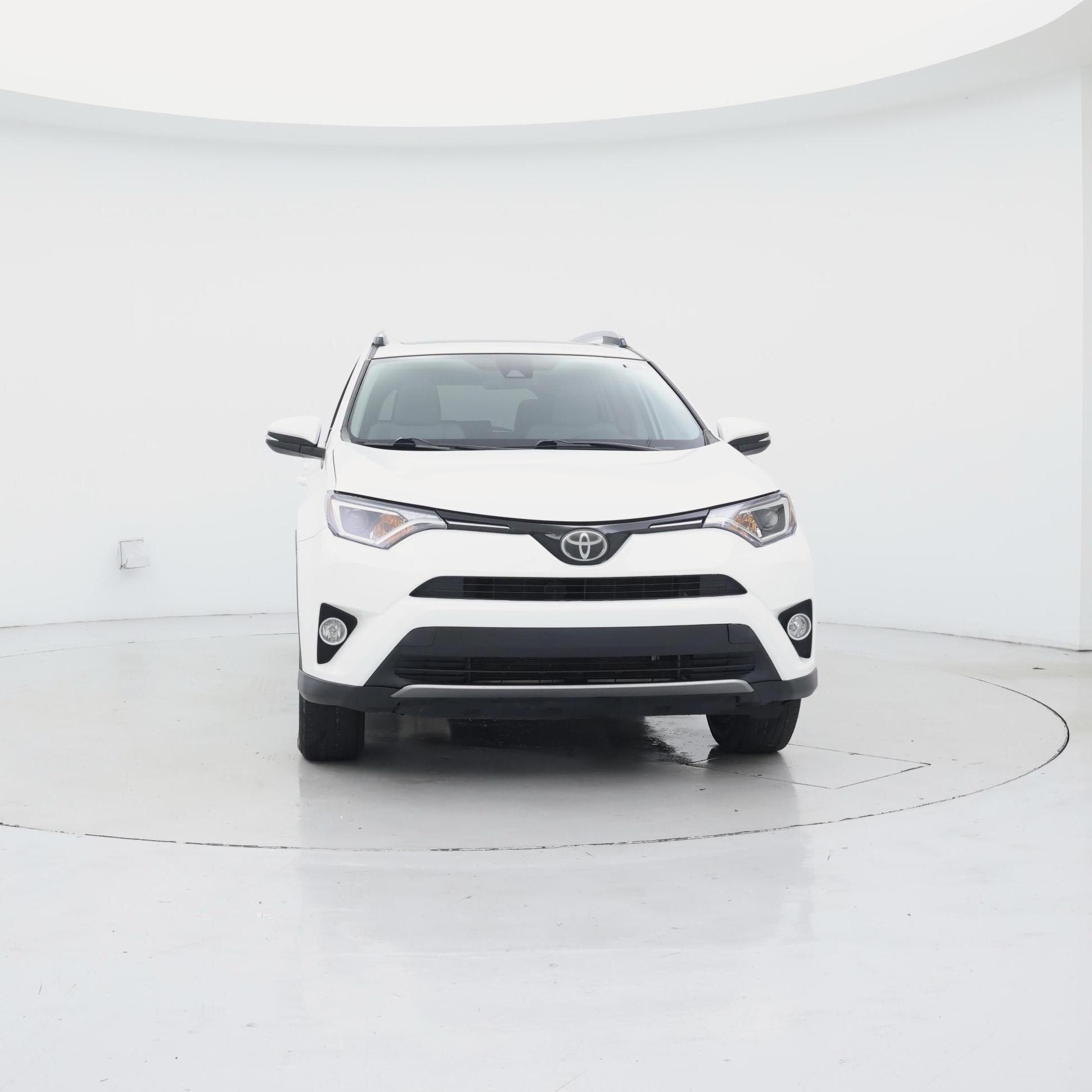 Thumbnail: 2018 Toyota RAV4 - 5