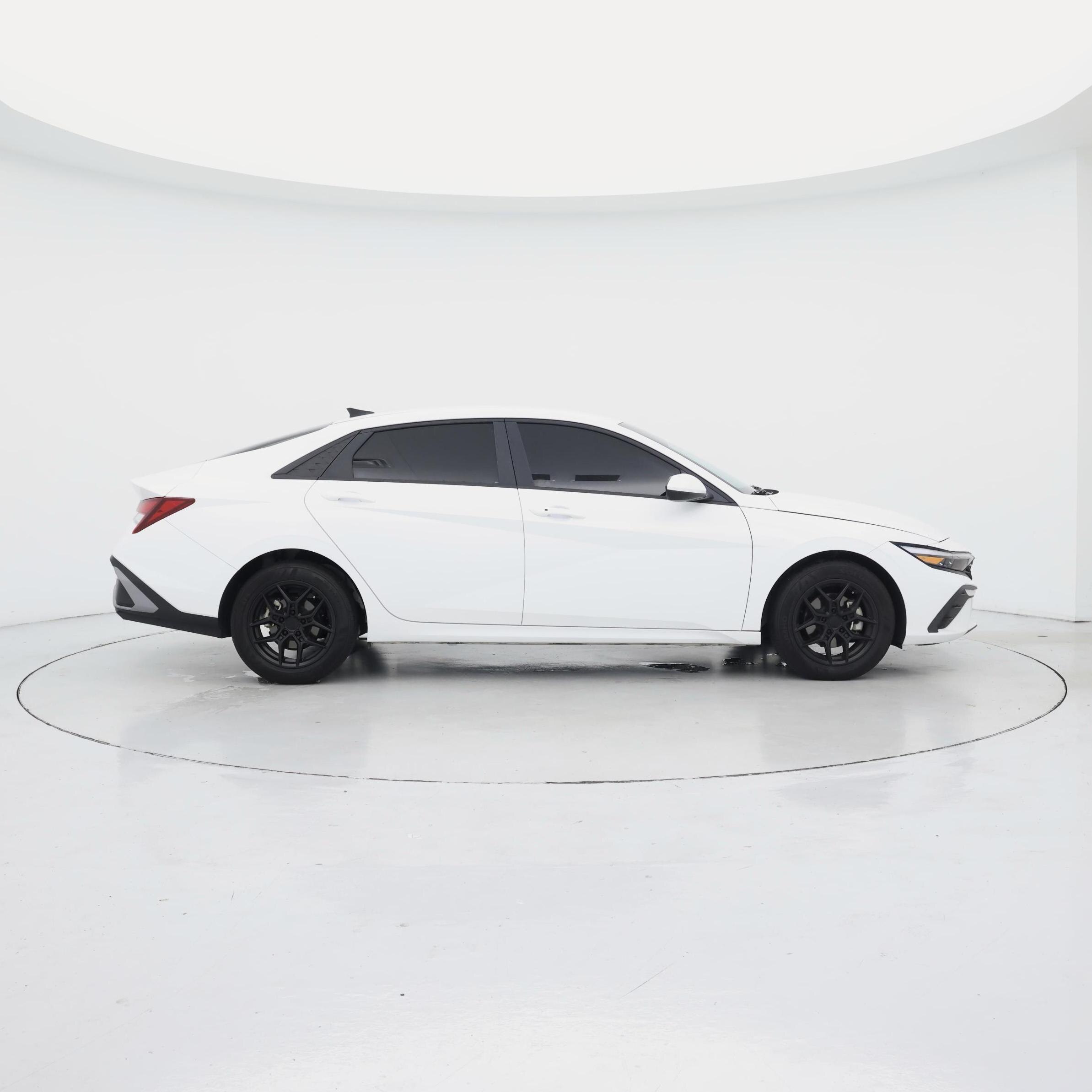 Thumbnail: 2024 Hyundai Elantra - 7