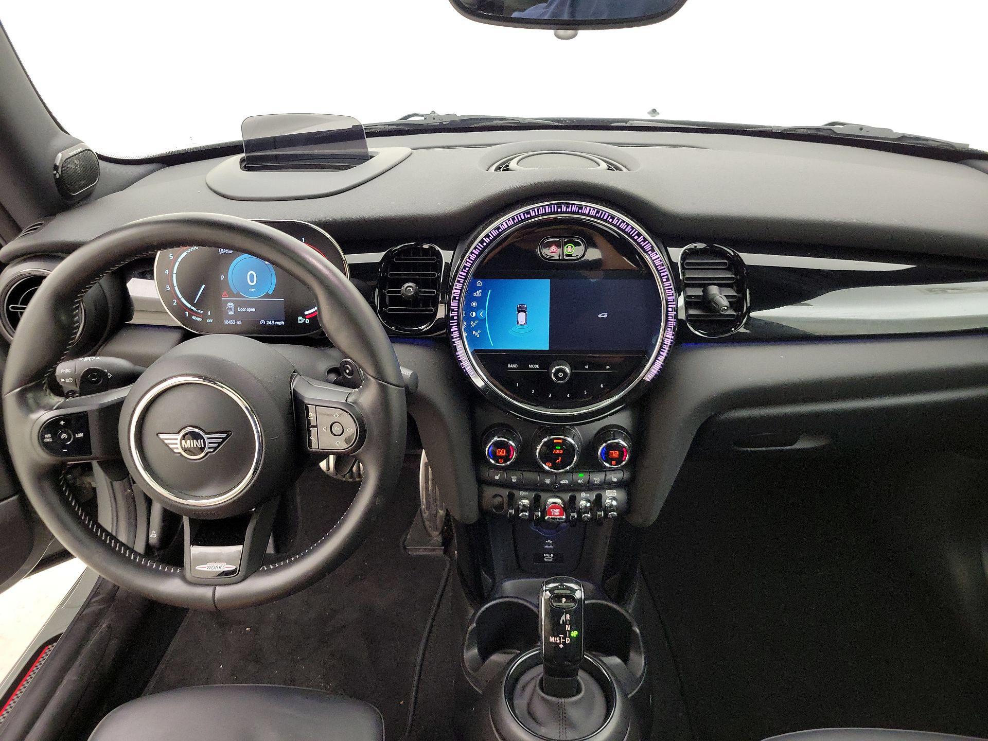Thumbnail: 2022 MINI Cooper Hardtop - 9