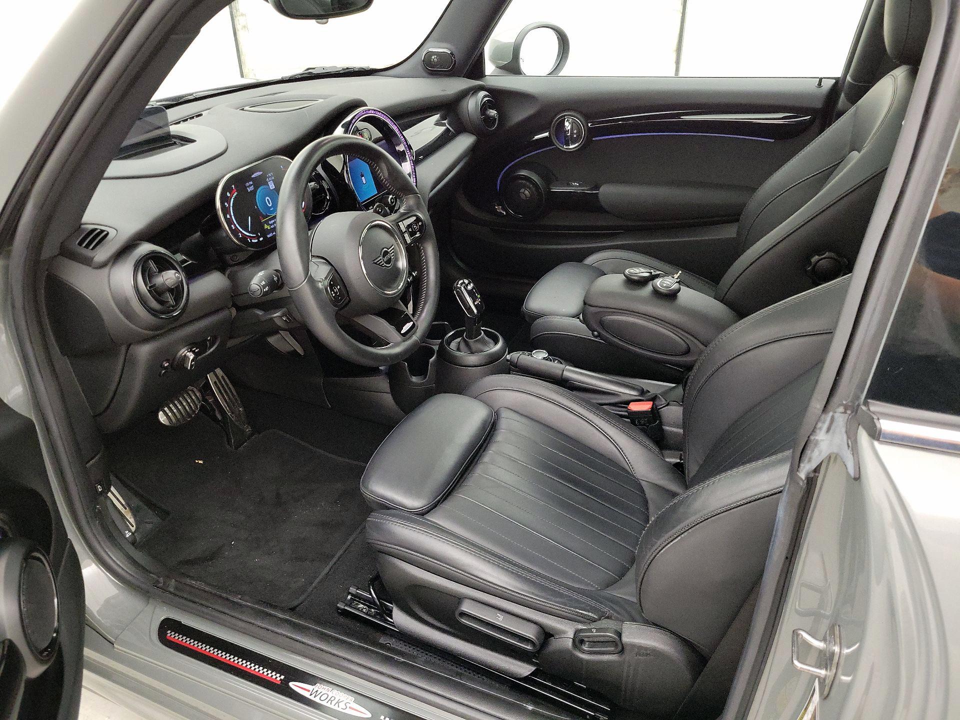 Thumbnail: 2022 MINI Cooper Hardtop - 11