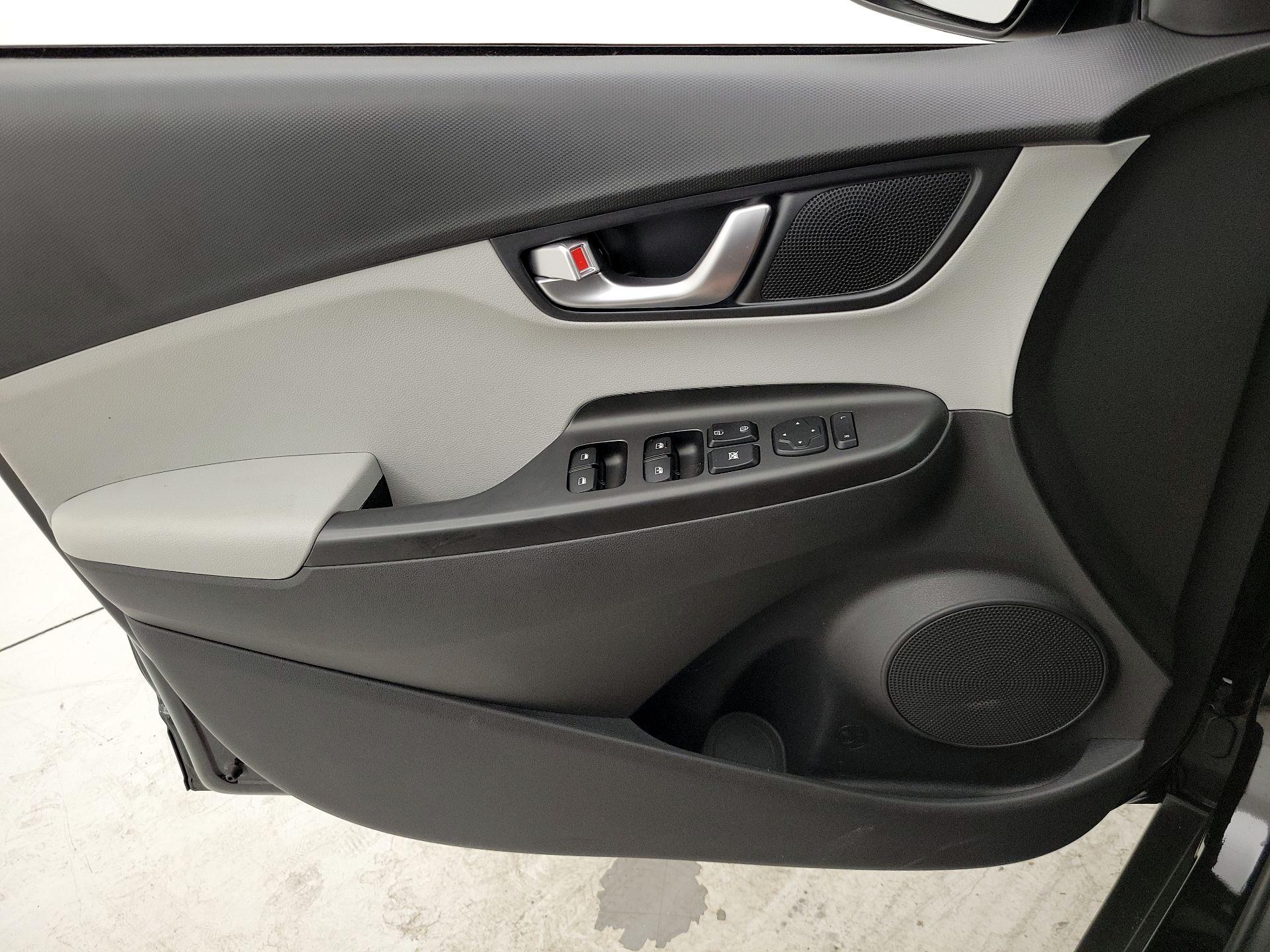 Thumbnail: 2023 Hyundai Kona - 12