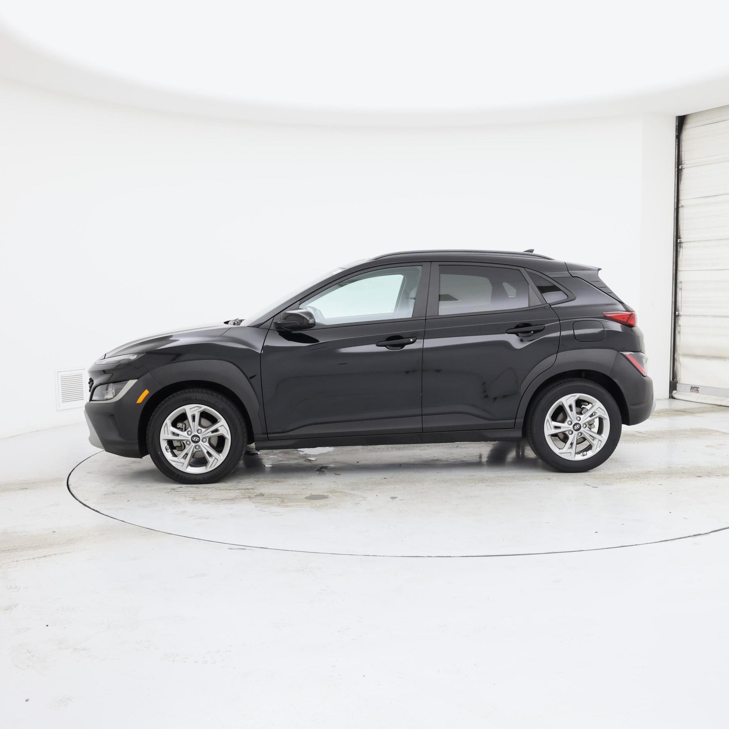 Thumbnail: 2023 Hyundai Kona - 3