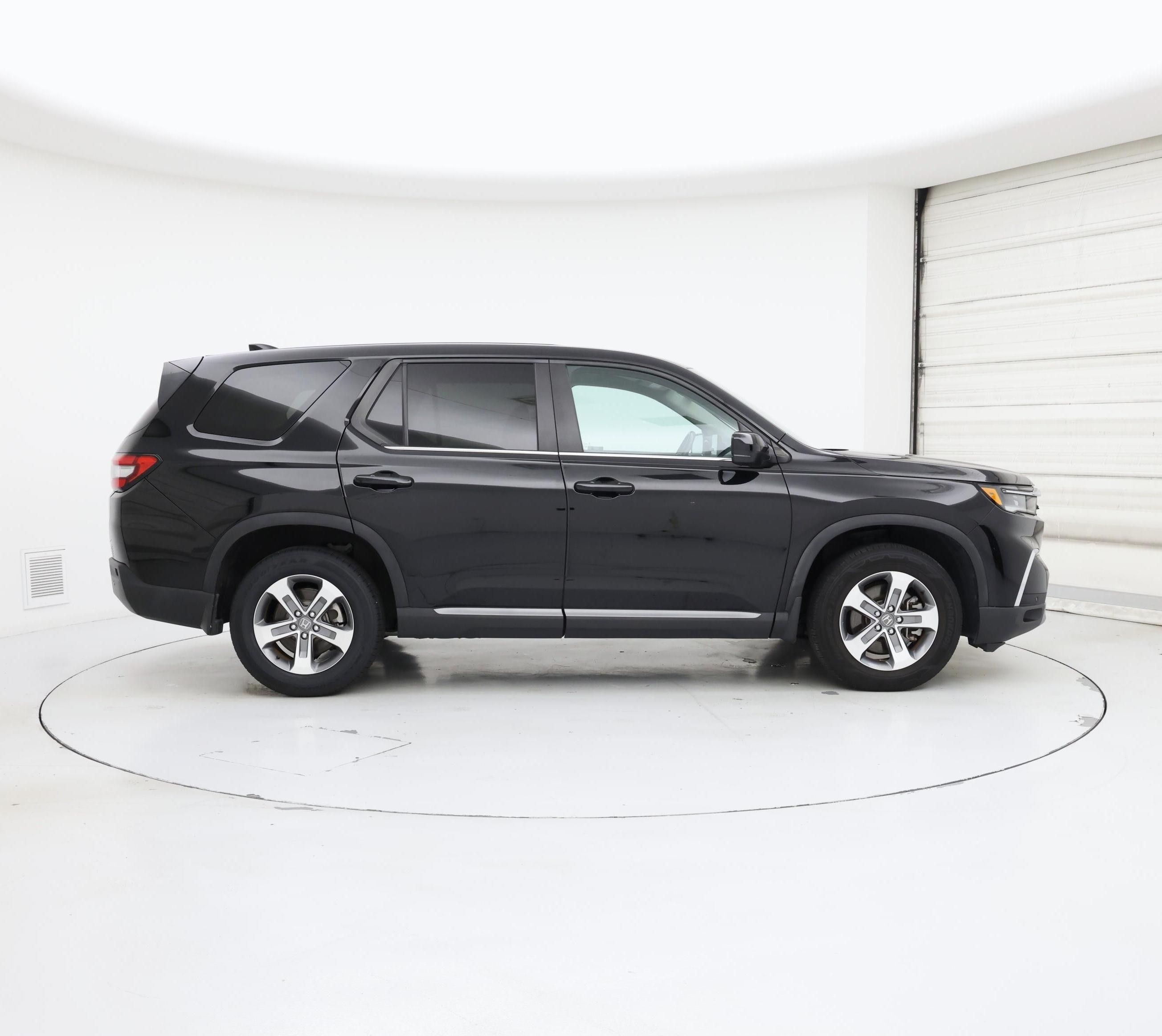 Thumbnail: 2023 Honda Pilot - 7