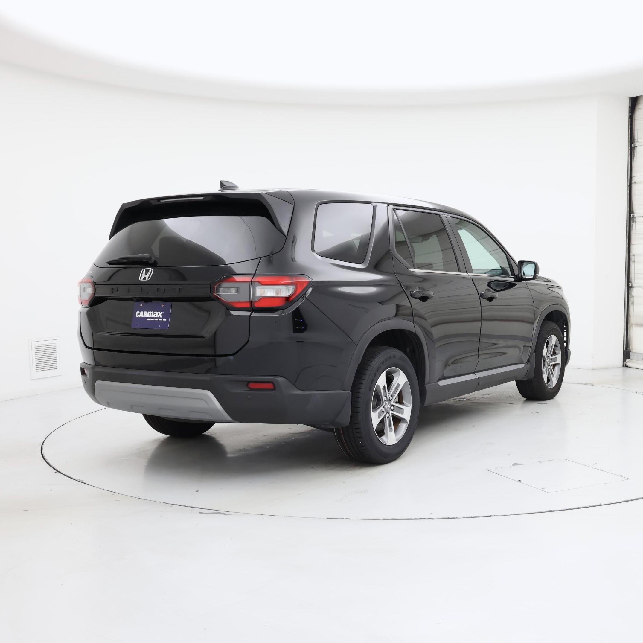 Thumbnail: 2023 Honda Pilot - 8