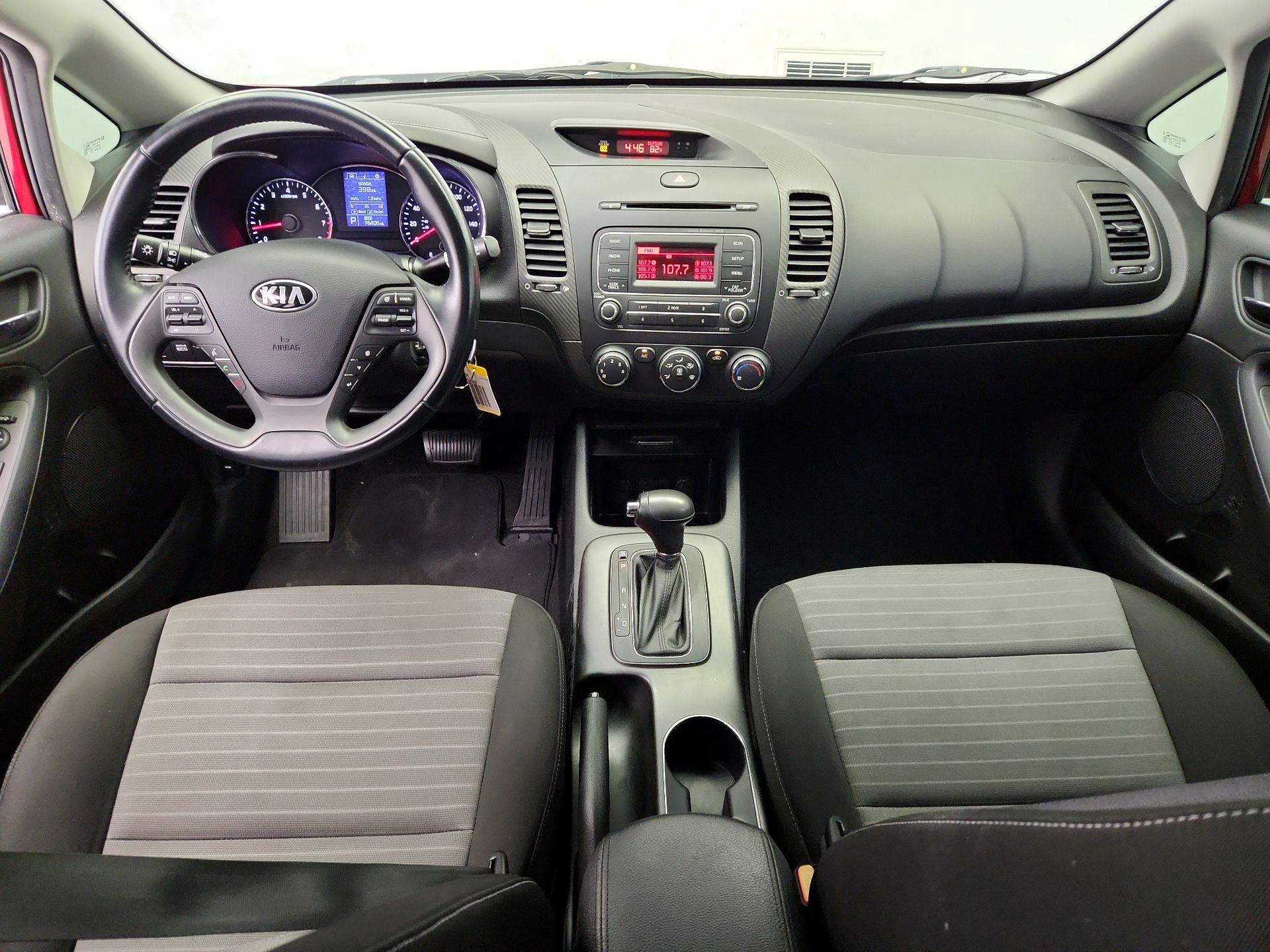 Thumbnail: 2015 Kia Forte - 9