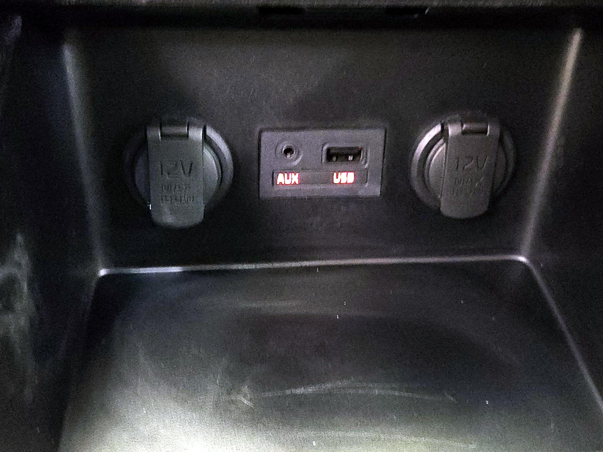 Thumbnail: 2015 Kia Forte - 17