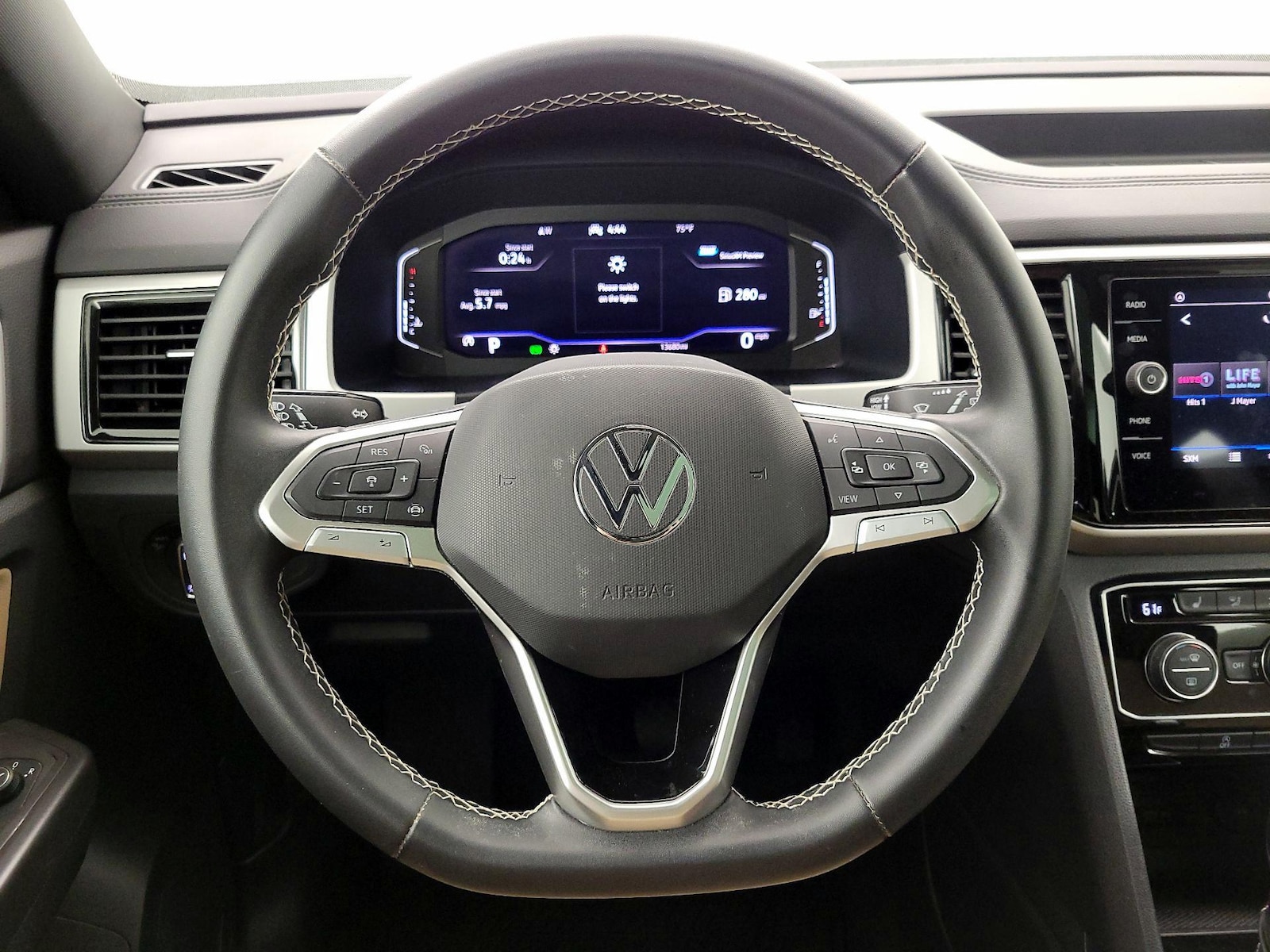 2022 Volkswagen Atlas Cross Sport SE w/Tech - Photo 11