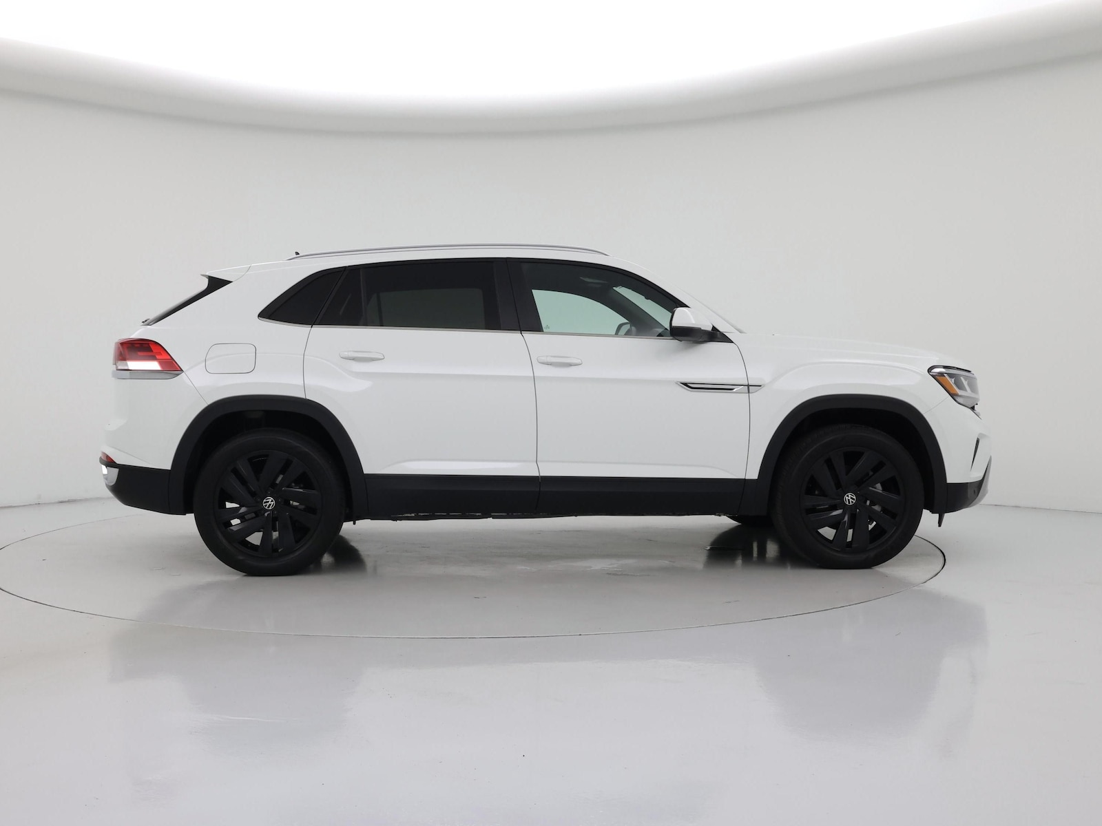 2022 Volkswagen Atlas Cross Sport SE w/Tech - Photo 8