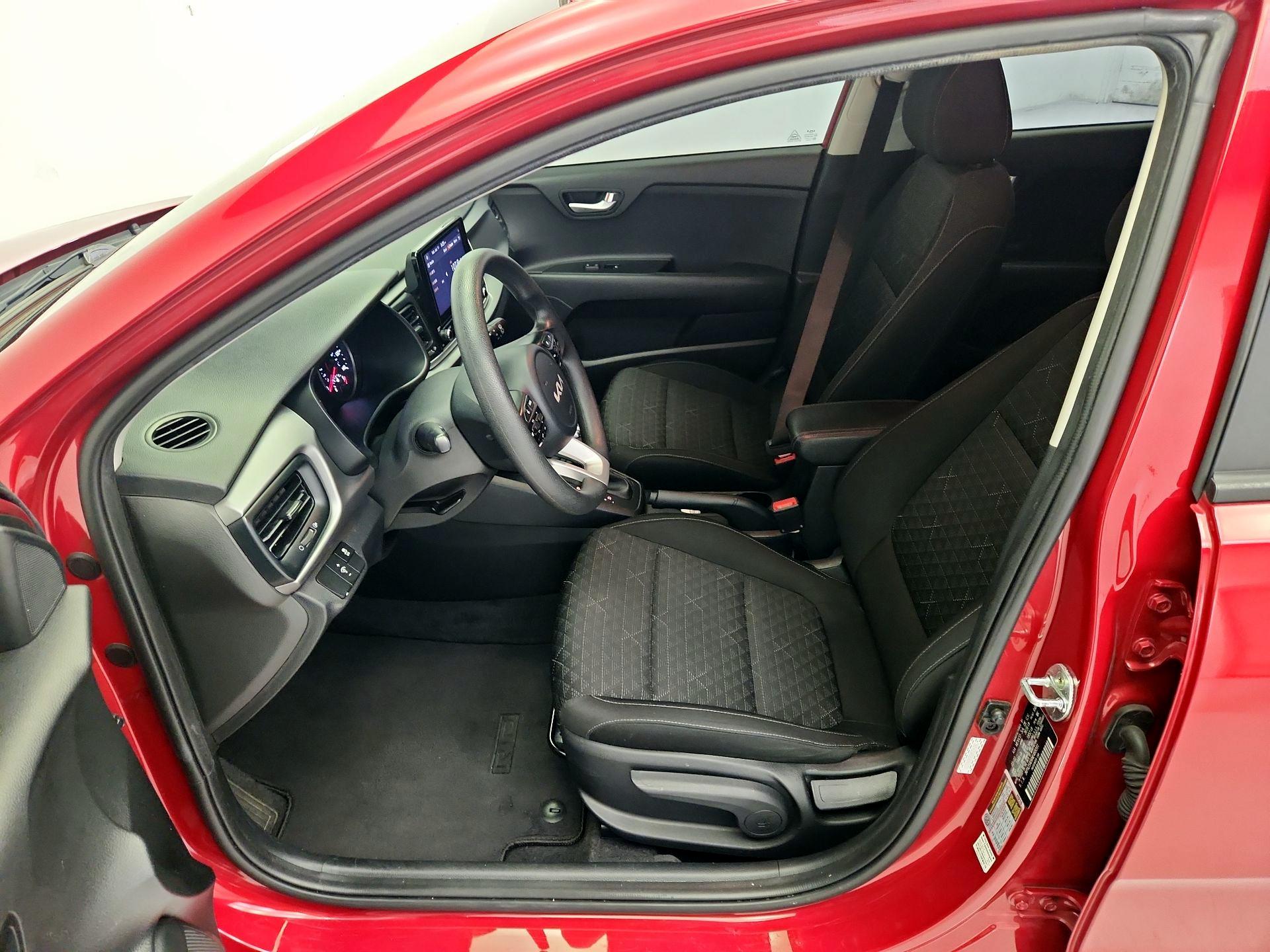 Thumbnail: 2022 Kia Rio5 - 11