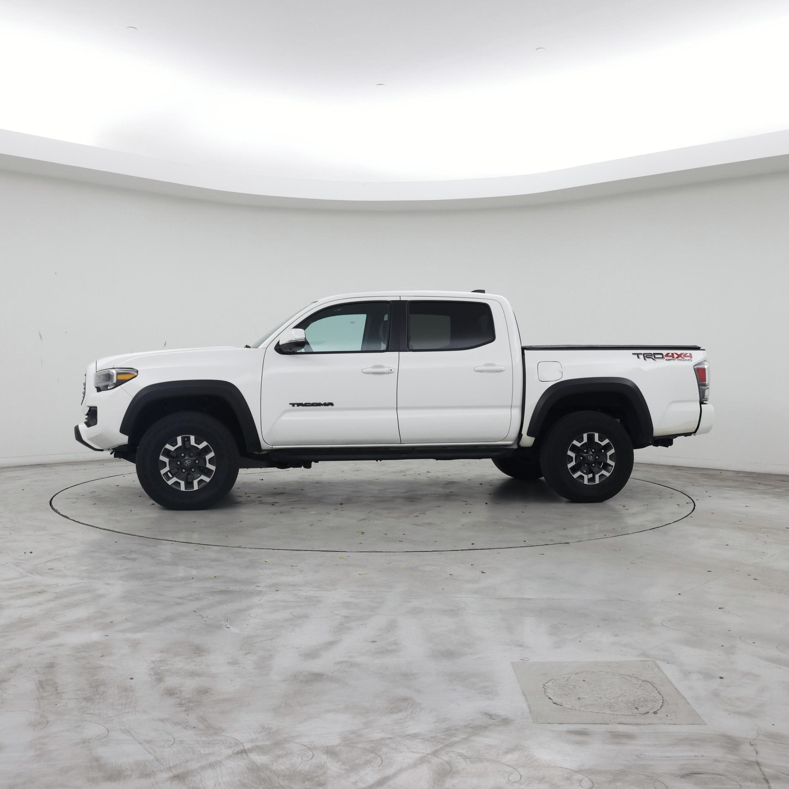 Thumbnail: 2023 Toyota Tacoma - 3