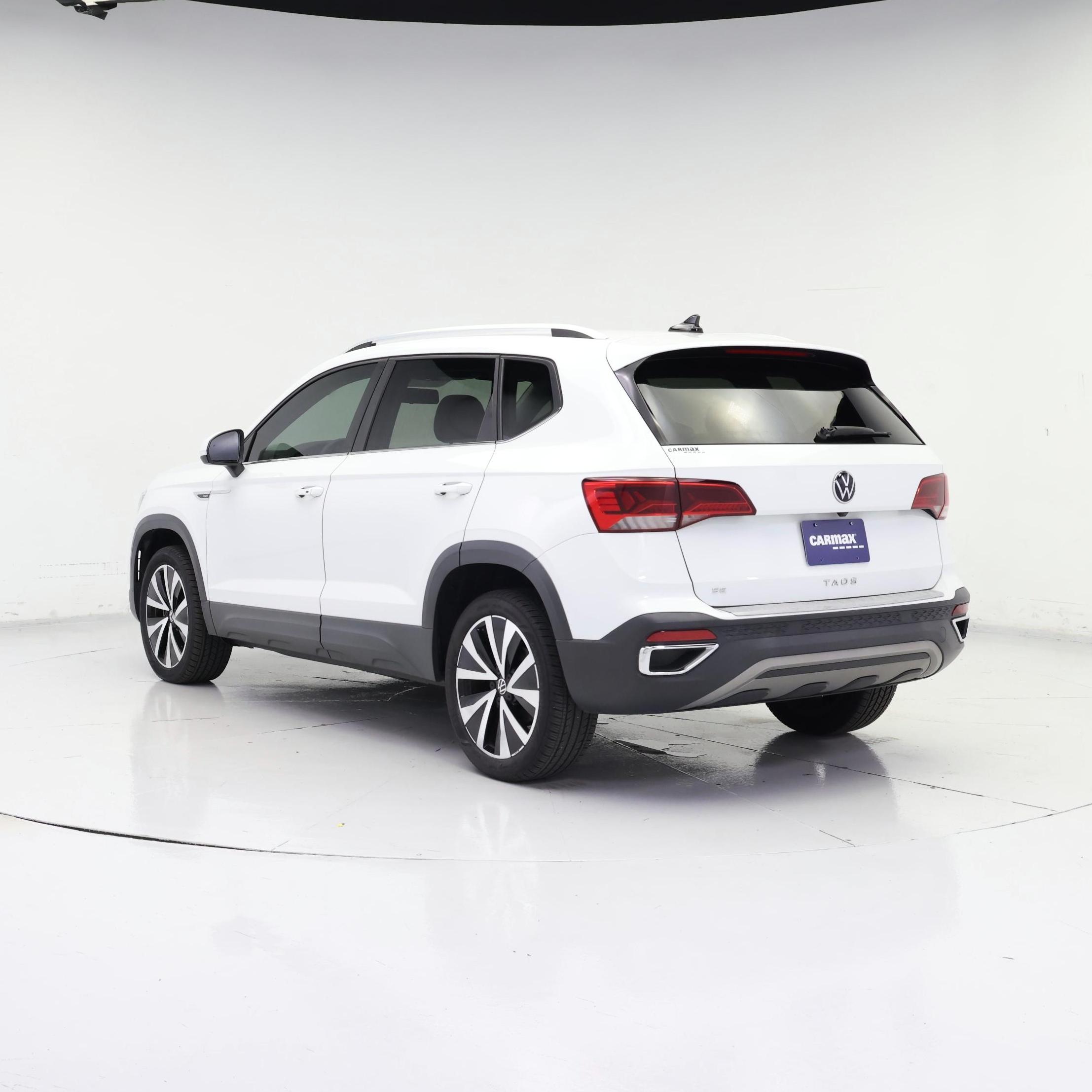 Thumbnail: 2022 Volkswagen Taos - 2