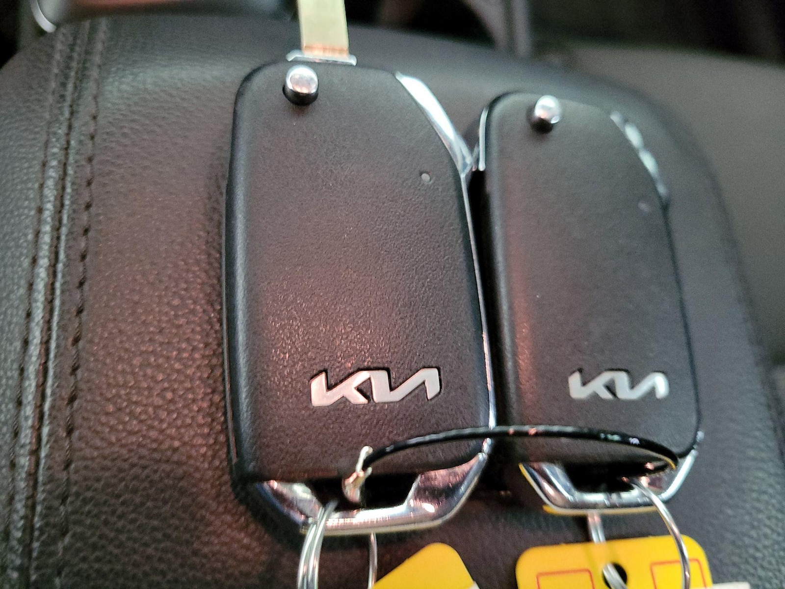 2025 Kia Sportage LX - Photo 24