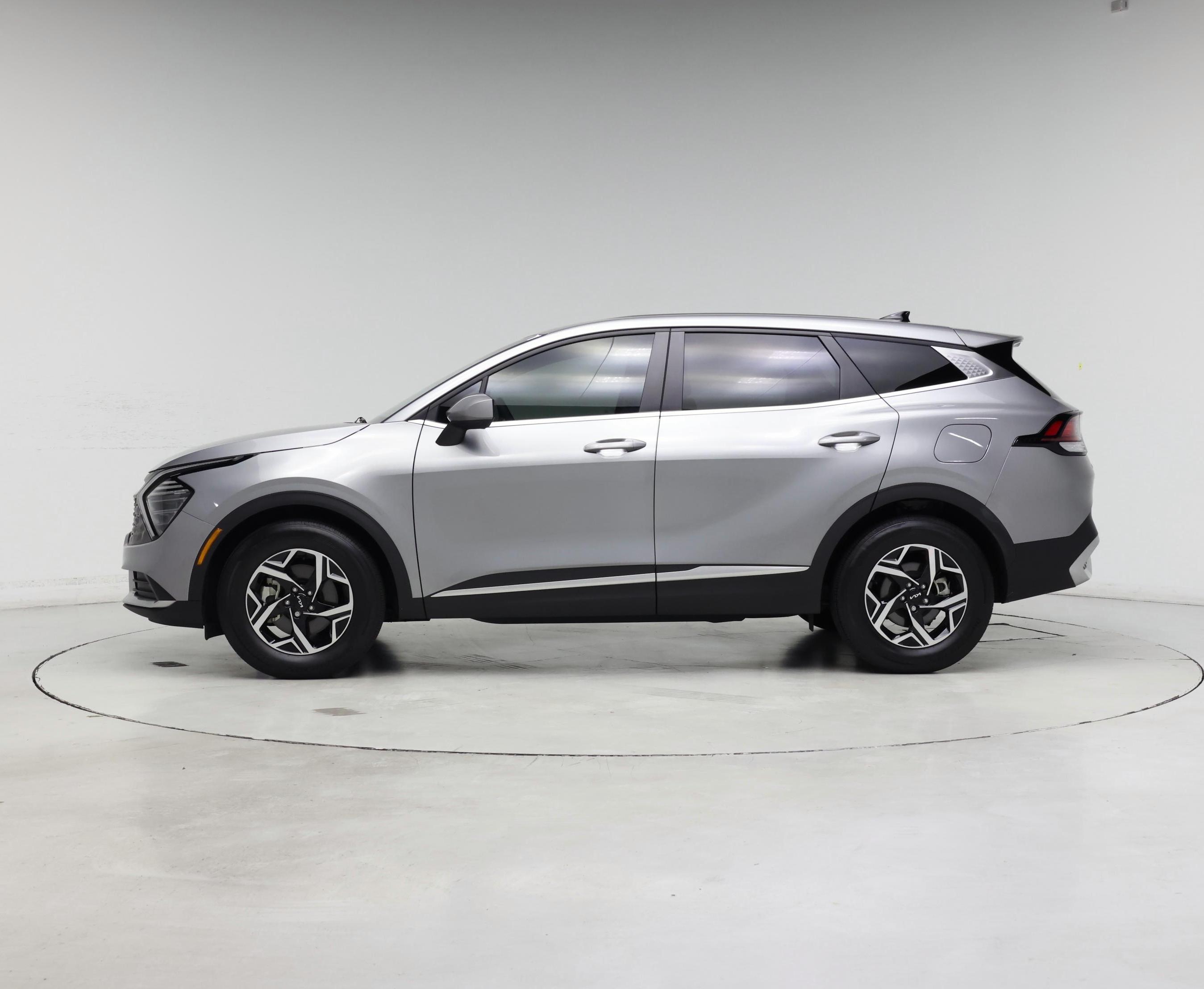 Thumbnail: 2025 Kia Sportage - 3