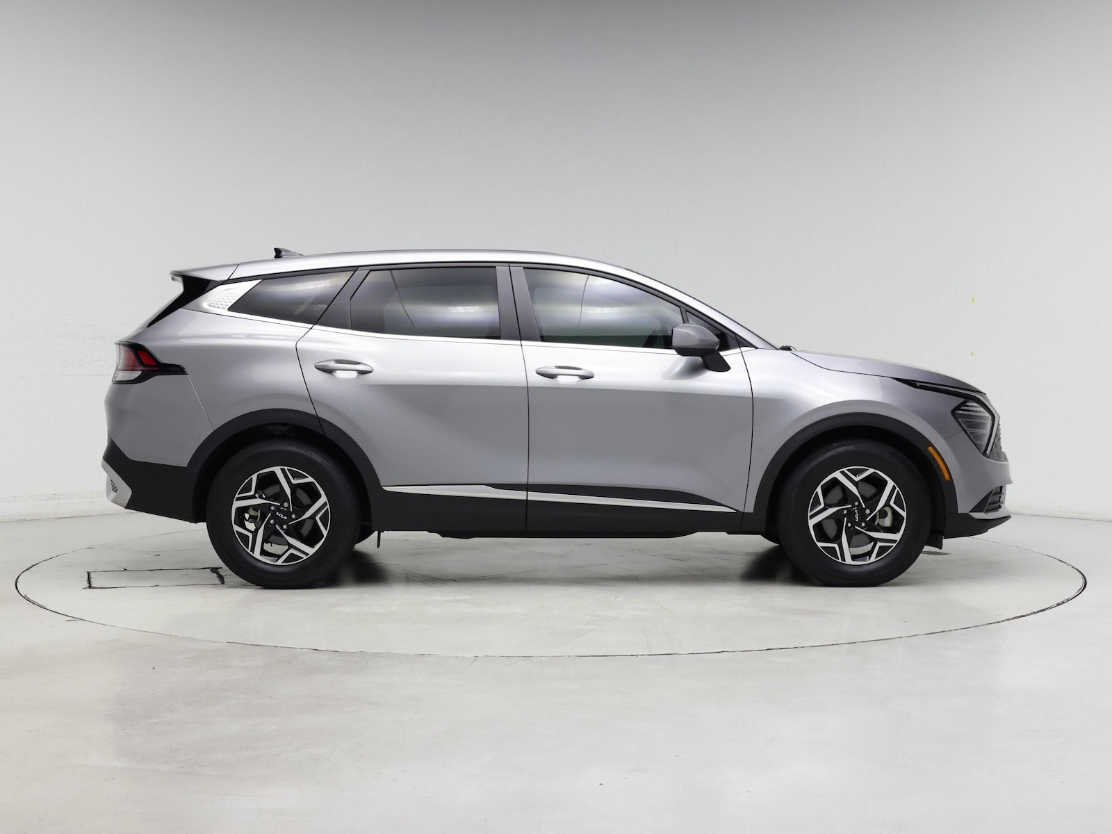 2025 Kia Sportage LX - Photo 8