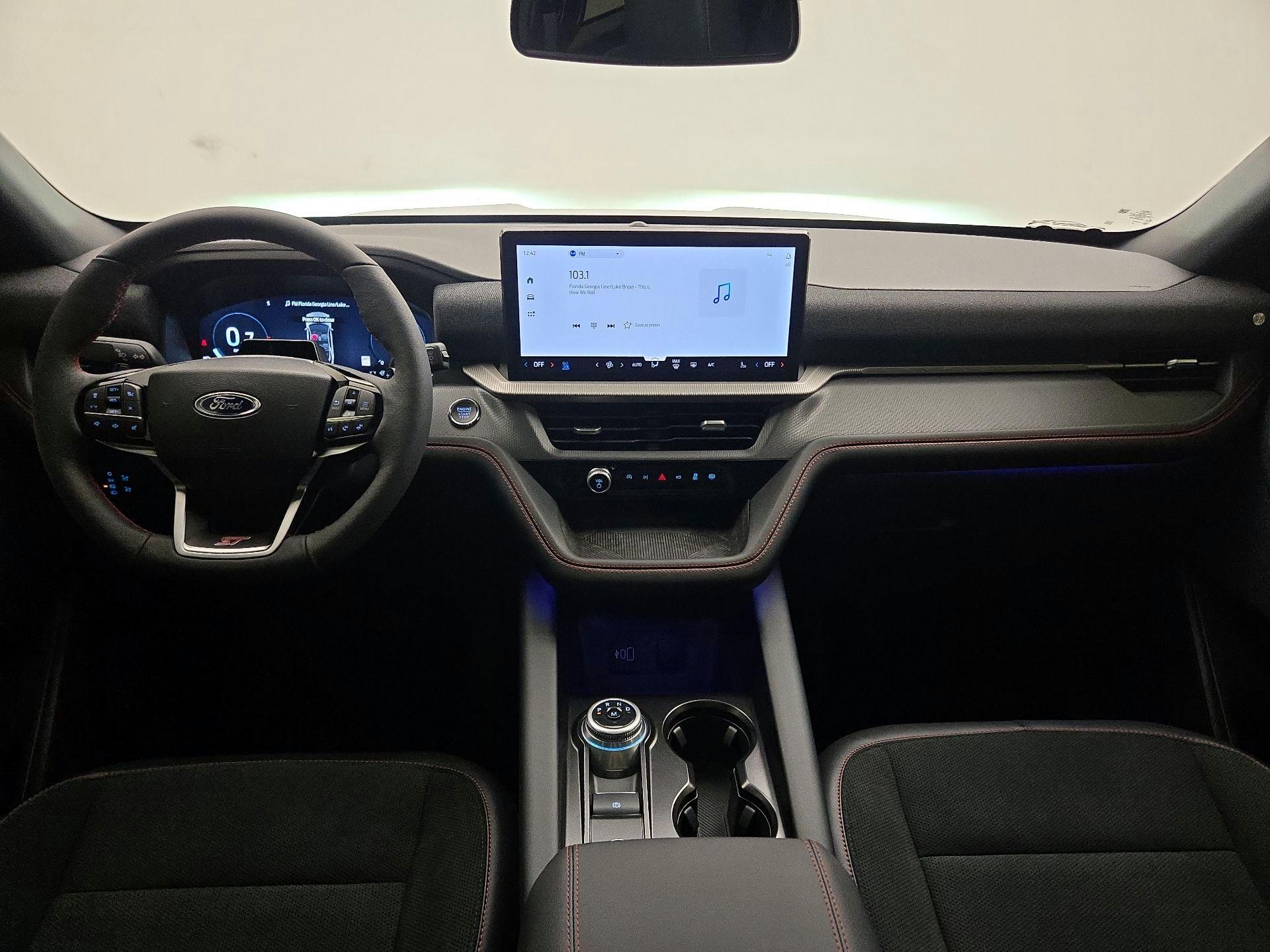 Thumbnail: 2026 Ford Explorer - 9