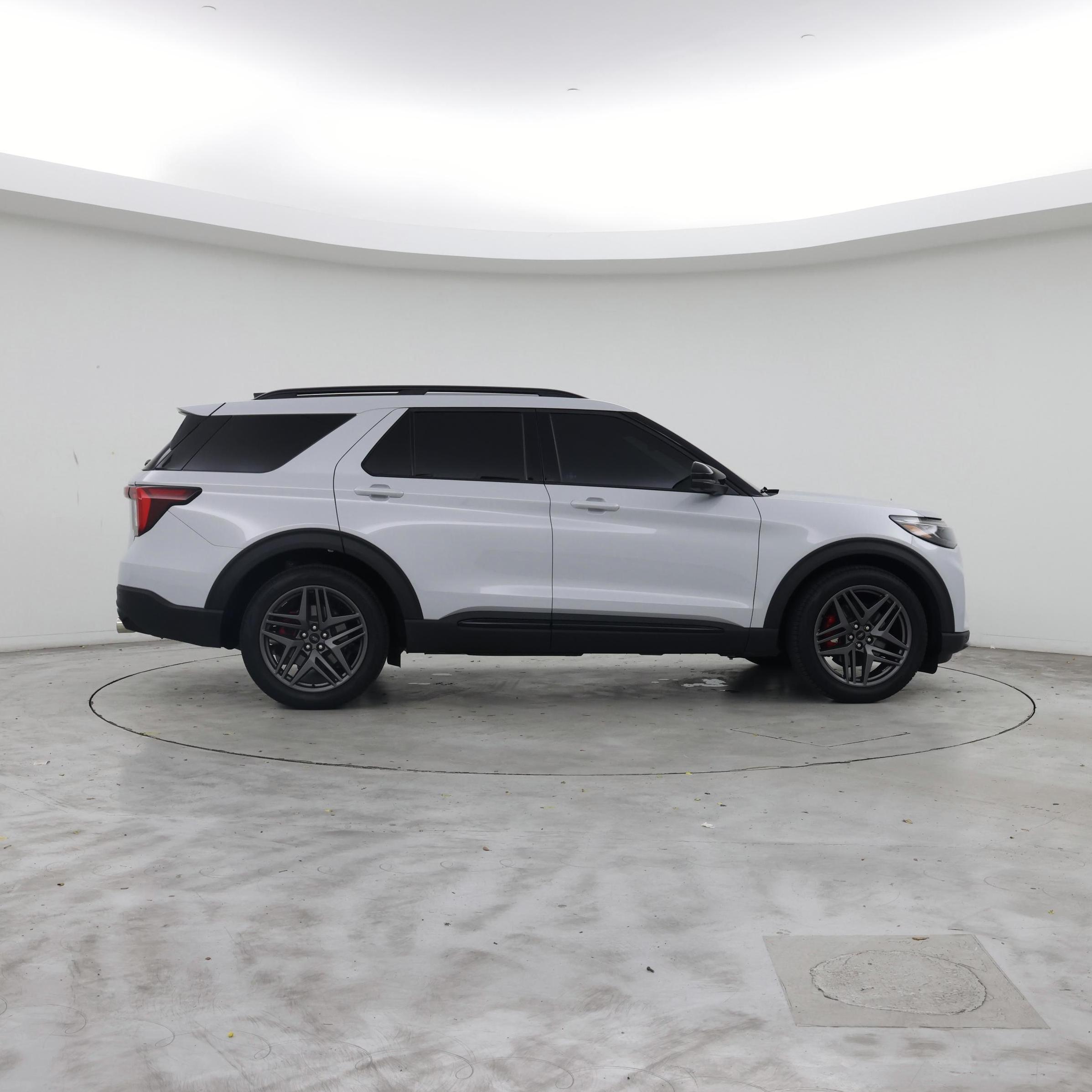 Thumbnail: 2026 Ford Explorer - 7