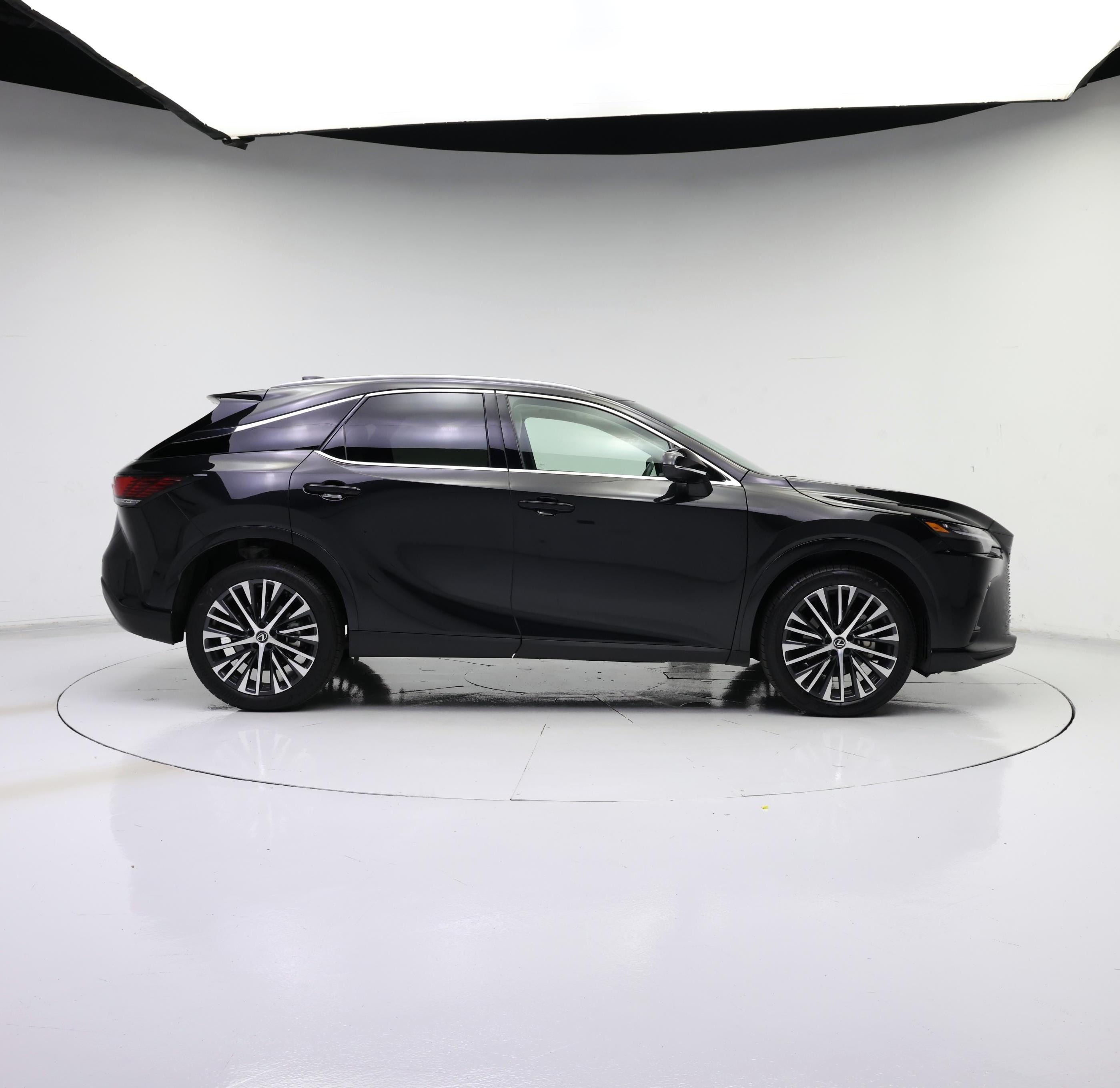 Thumbnail: 2024 Lexus RX - 7