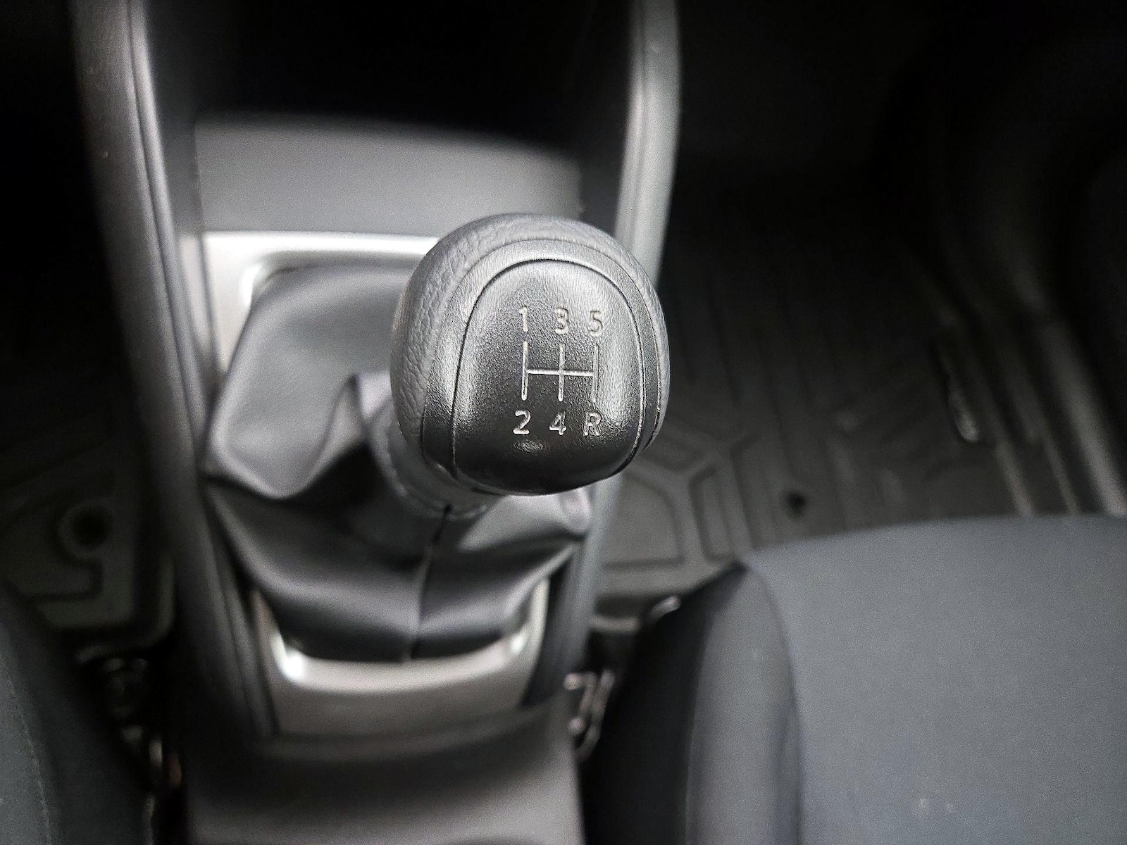 2023 Nissan Versa Sedan S - Photo 18
