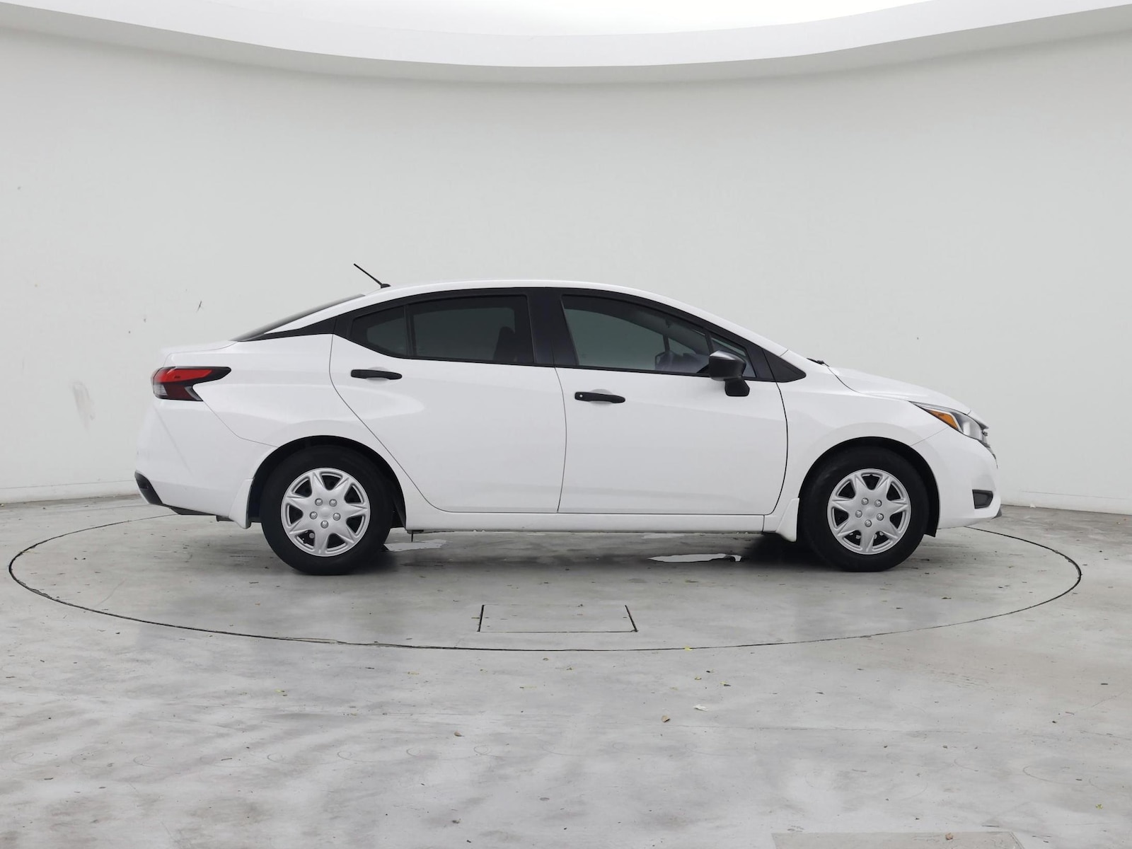 2023 Nissan Versa Sedan S - Photo 8