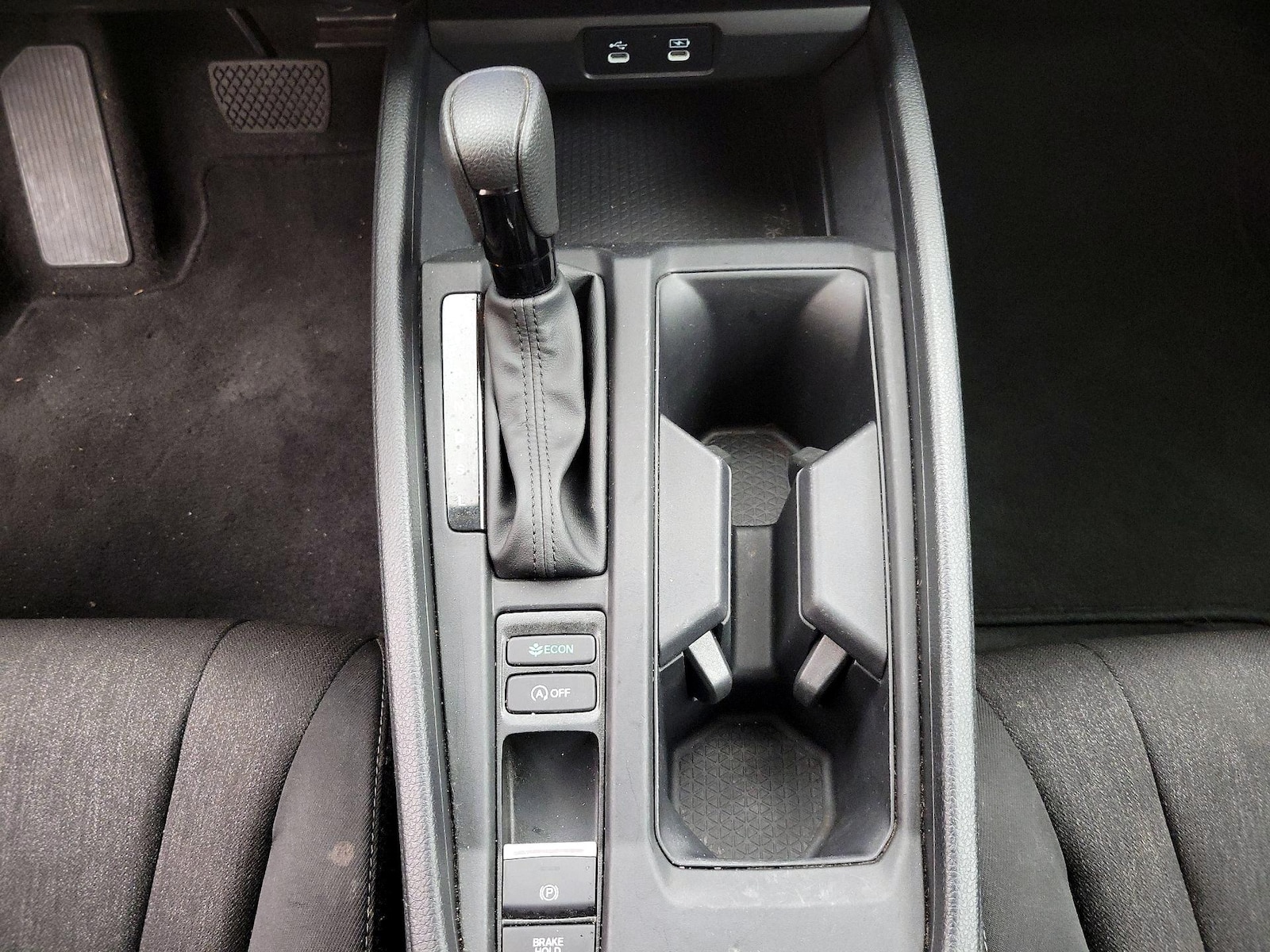 2025 Honda Accord SE - Photo 17