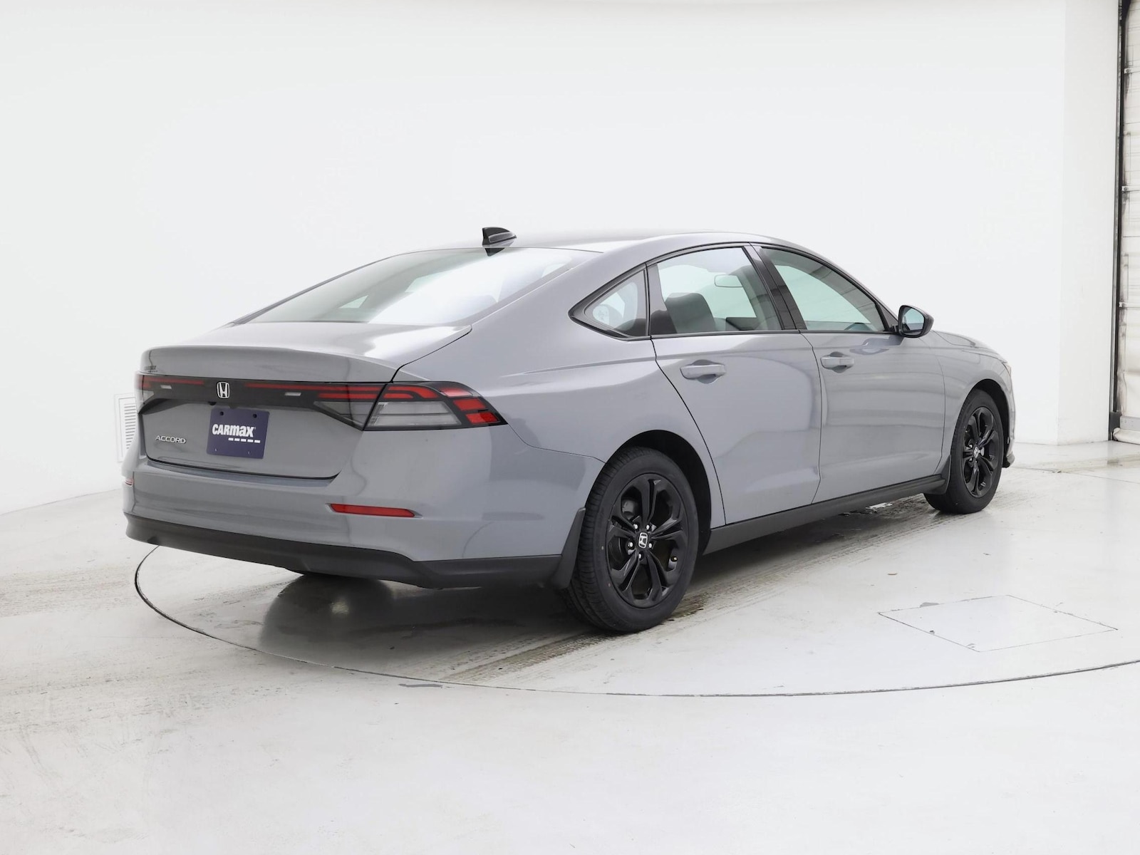 2025 Honda Accord SE - Photo 9