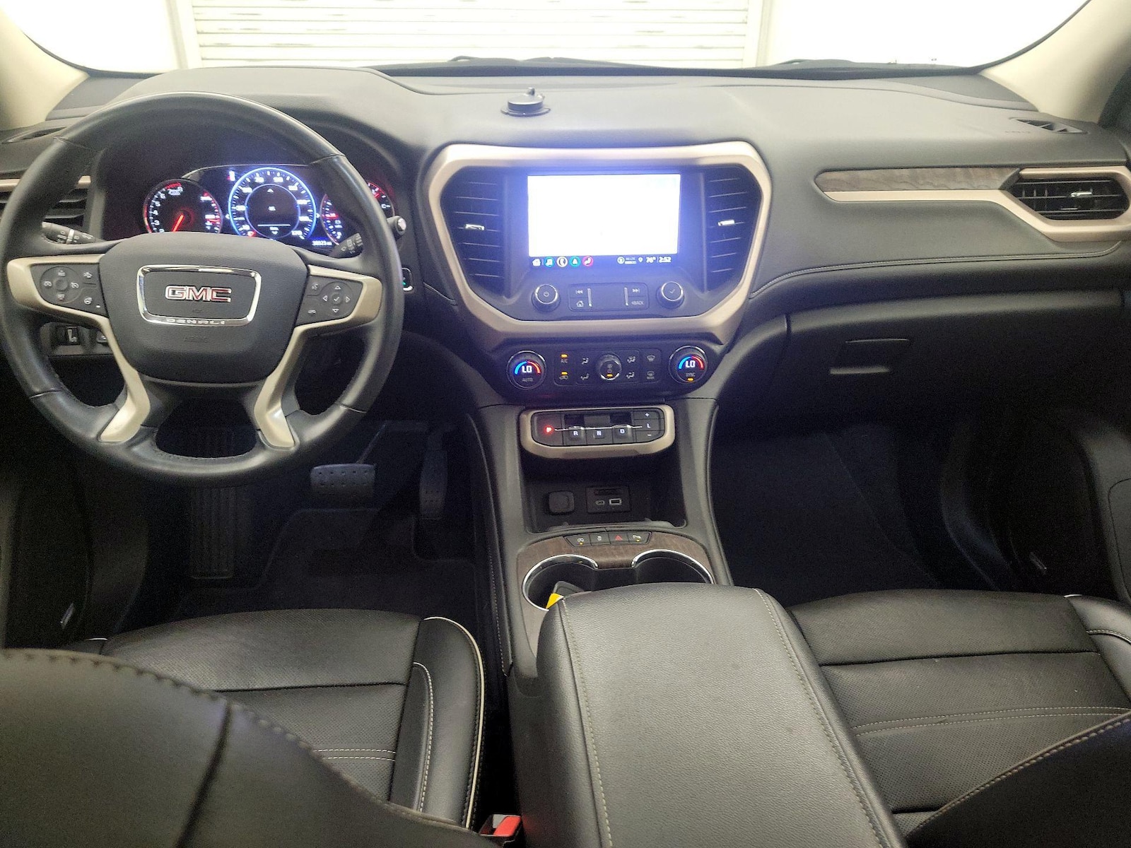 Photo 10